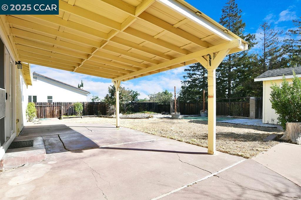 Detail Gallery Image 26 of 33 For 4449 Valle Vista, Pittsburg,  CA 94565 - 4 Beds | 2/1 Baths