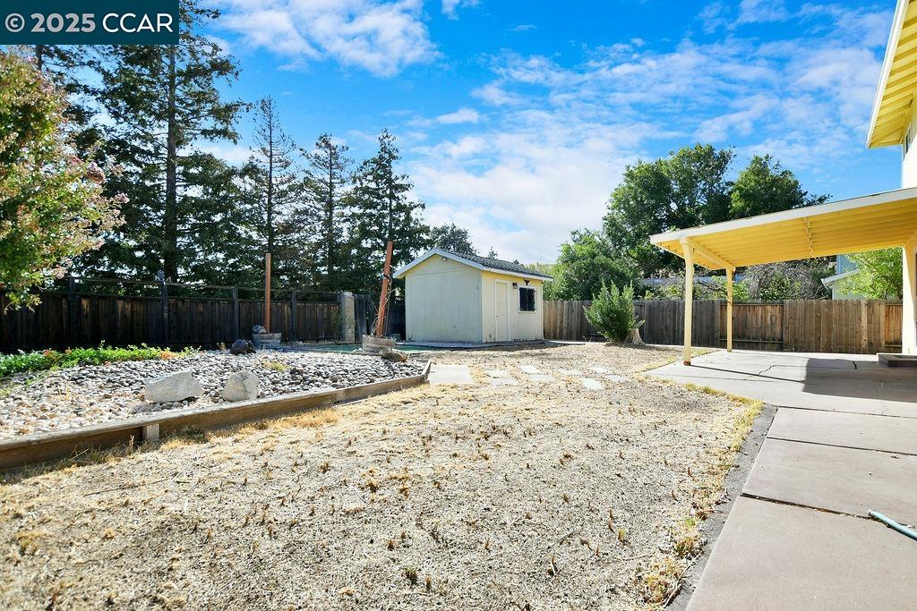 Detail Gallery Image 28 of 33 For 4449 Valle Vista, Pittsburg,  CA 94565 - 4 Beds | 2/1 Baths