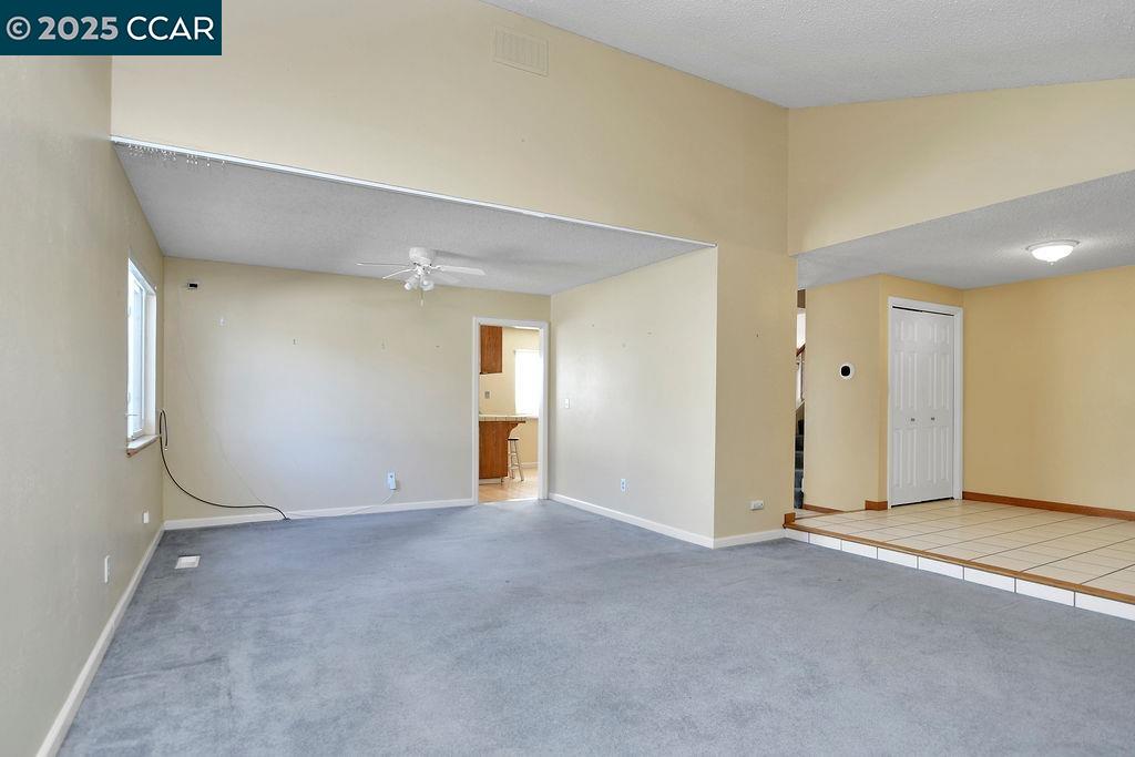 Detail Gallery Image 7 of 33 For 4449 Valle Vista, Pittsburg,  CA 94565 - 4 Beds | 2/1 Baths