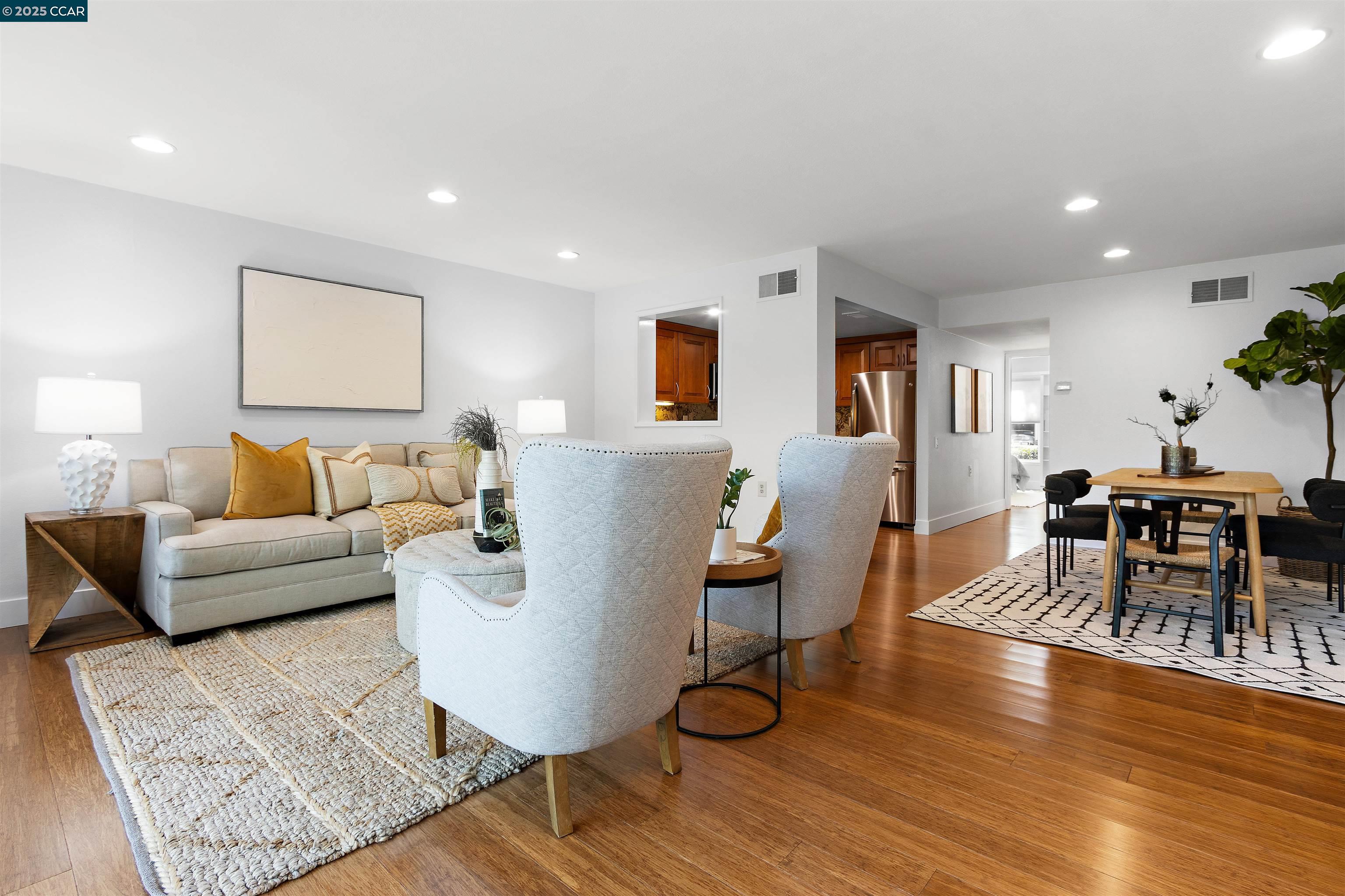 Photo #4: 41110437 Listing 