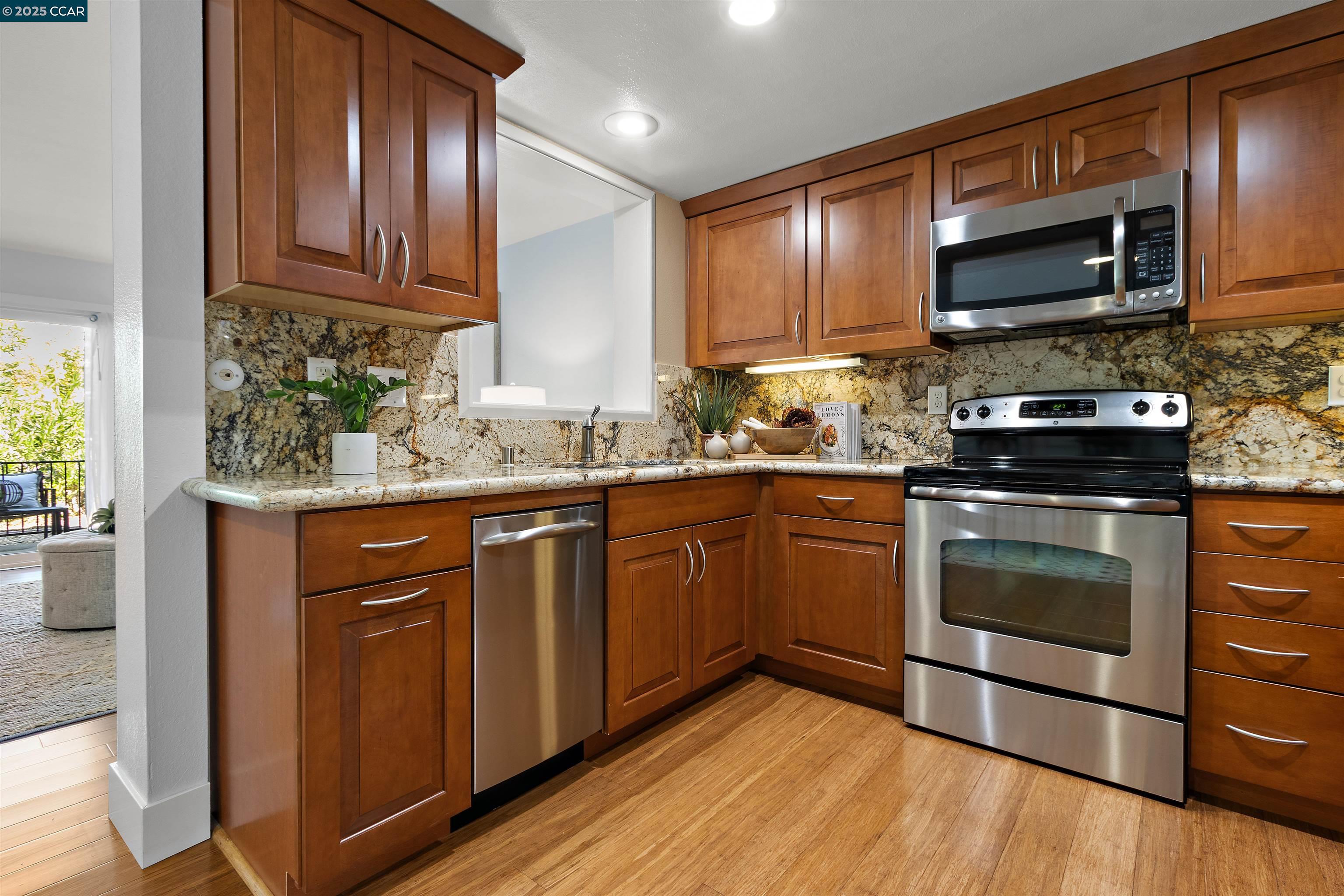 Photo #9: 41110437 Listing: Photo #9