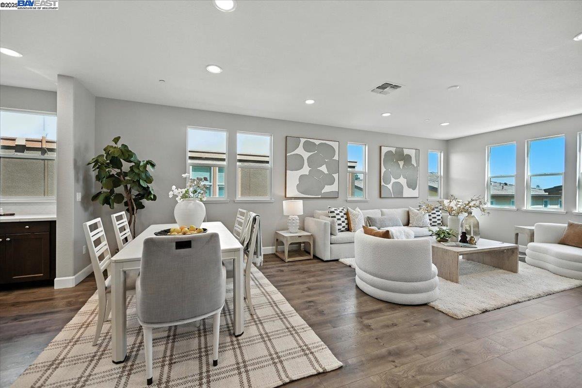 Detail Gallery Image 3 of 60 For 437 Ryan Ter, San Ramon,  CA 94583 - 4 Beds | 3/1 Baths