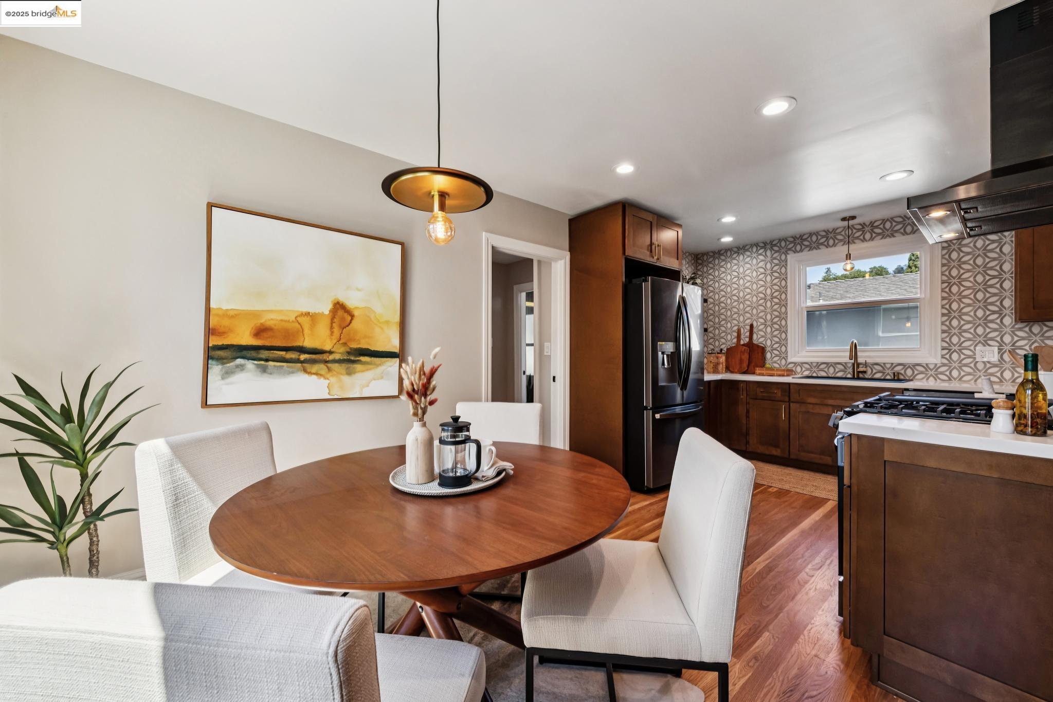 Detail Gallery Image 20 of 60 For 4015 Rhoda Ave, Oakland,  CA 94602 - 4 Beds | 3 Baths