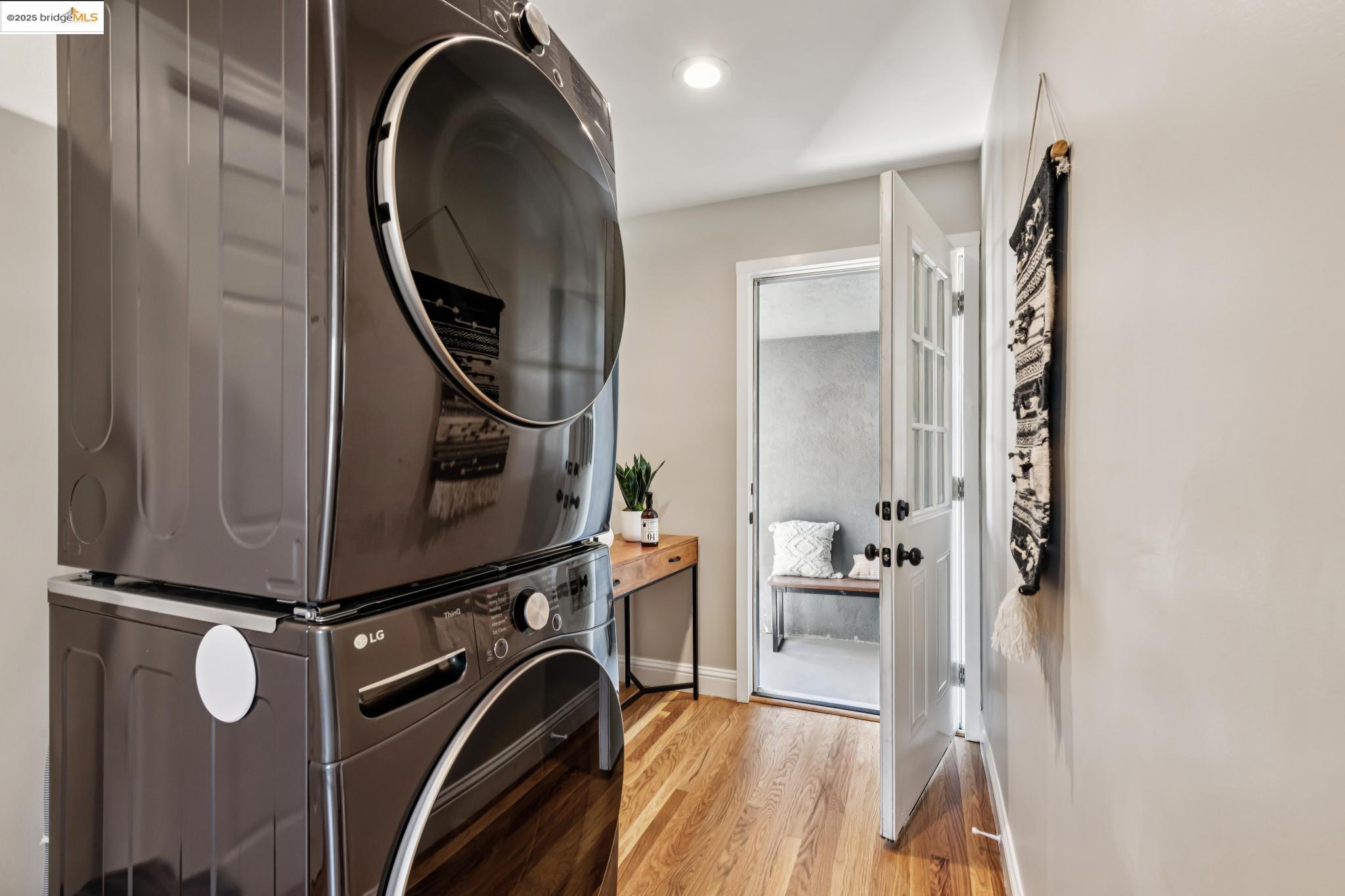 Detail Gallery Image 25 of 60 For 4015 Rhoda Ave, Oakland,  CA 94602 - 4 Beds | 3 Baths