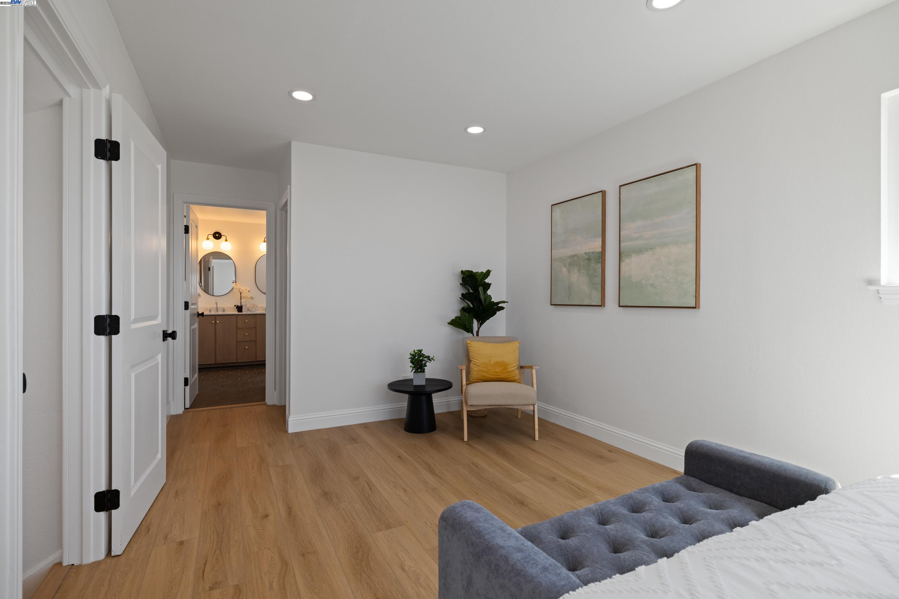 Detail Gallery Image 11 of 27 For 16068 Gramercy Dr, San Leandro,  CA 94578 - 3 Beds | 2 Baths