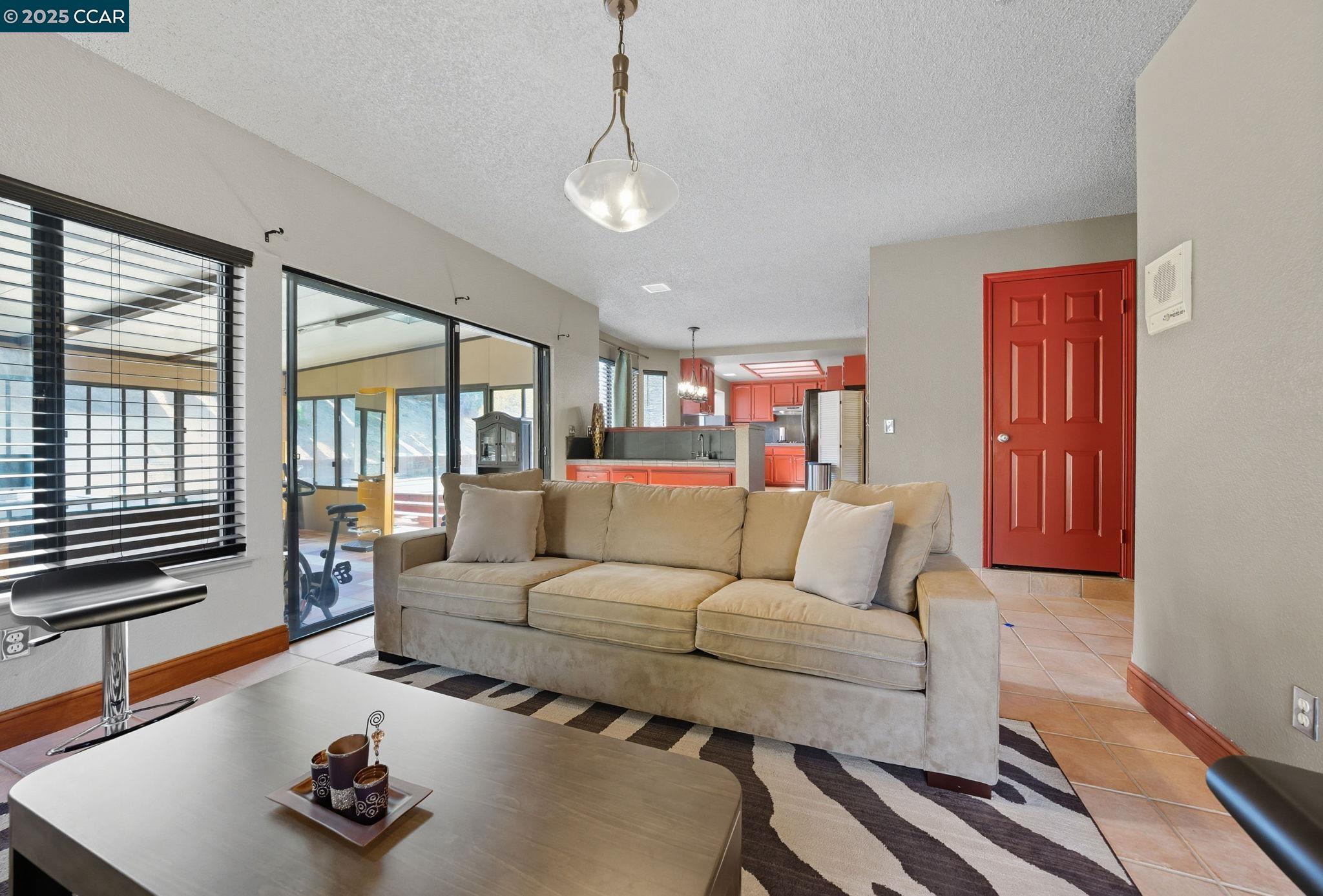 Detail Gallery Image 24 of 59 For 109 Spinel, Hercules,  CA 94547-1734 - 4 Beds | 3 Baths