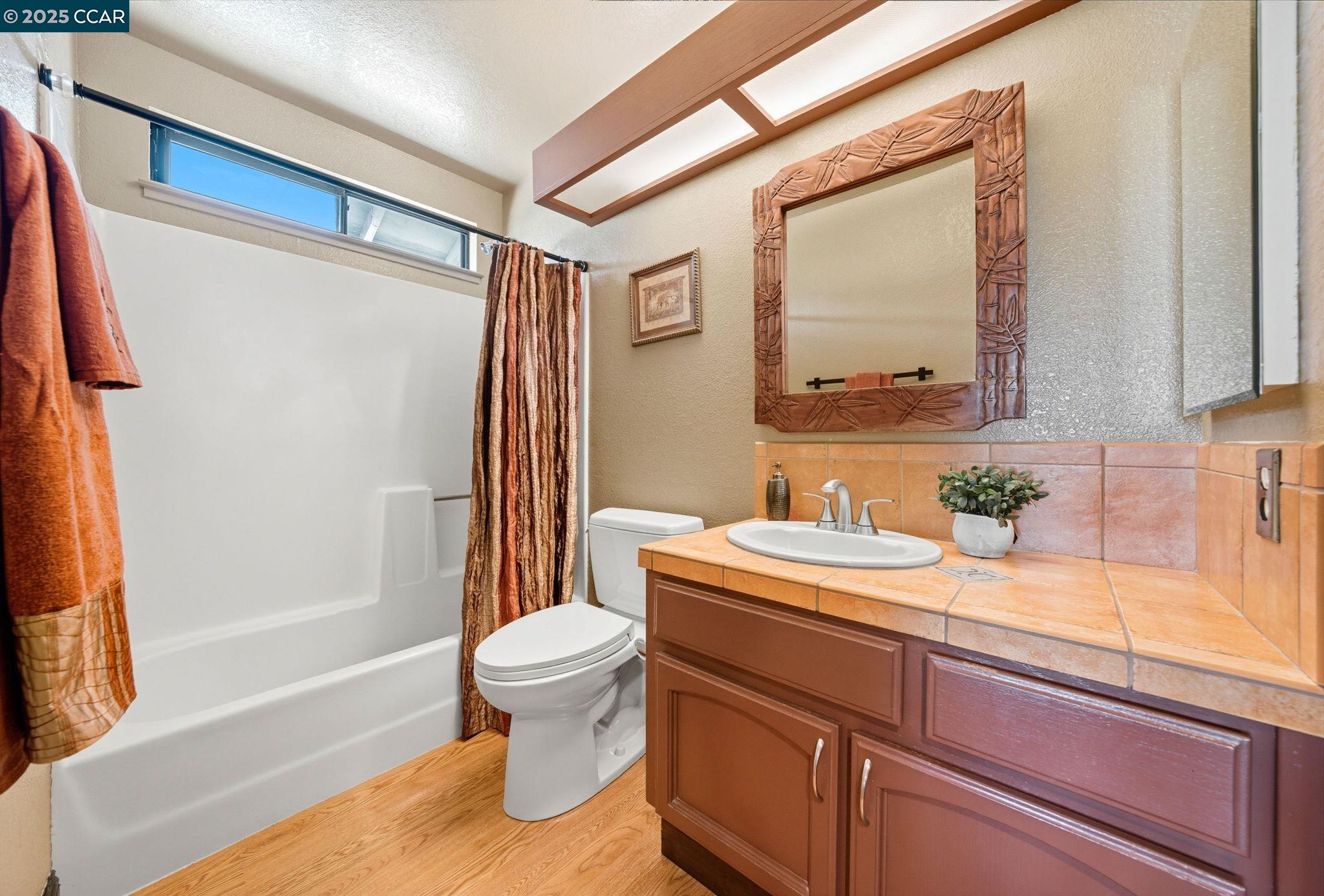 Detail Gallery Image 50 of 59 For 109 Spinel, Hercules,  CA 94547-1734 - 4 Beds | 3 Baths