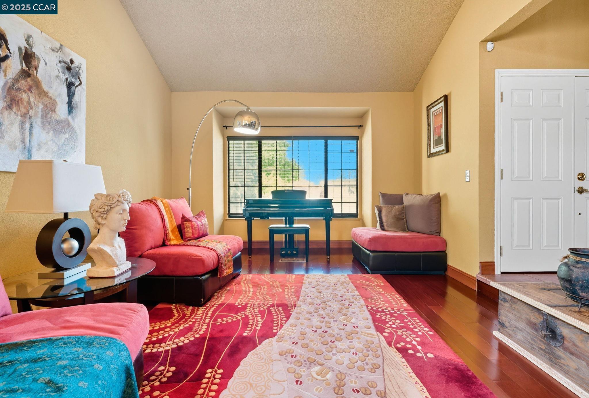 Detail Gallery Image 7 of 59 For 109 Spinel, Hercules,  CA 94547-1734 - 4 Beds | 3 Baths