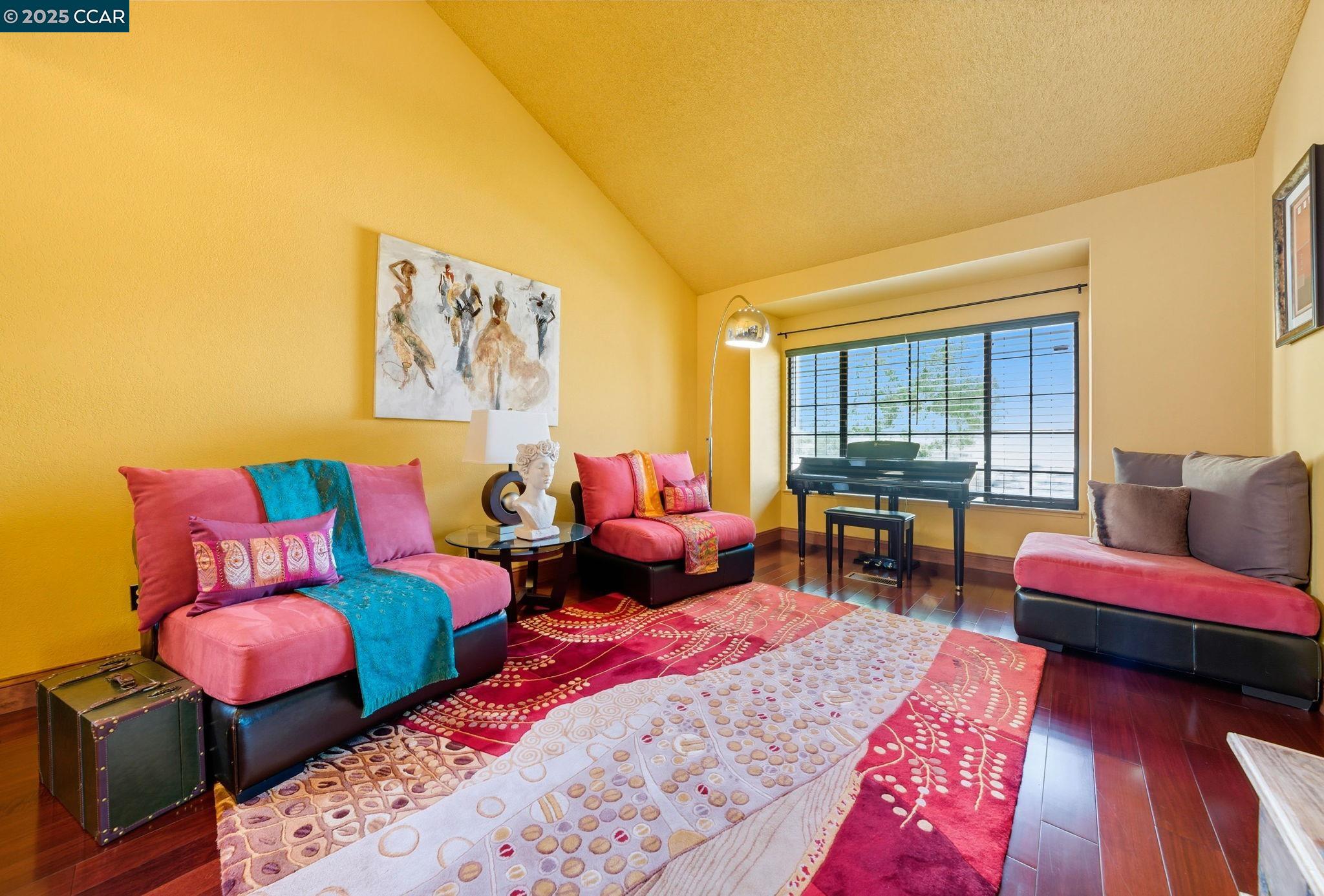 Detail Gallery Image 8 of 59 For 109 Spinel, Hercules,  CA 94547-1734 - 4 Beds | 3 Baths