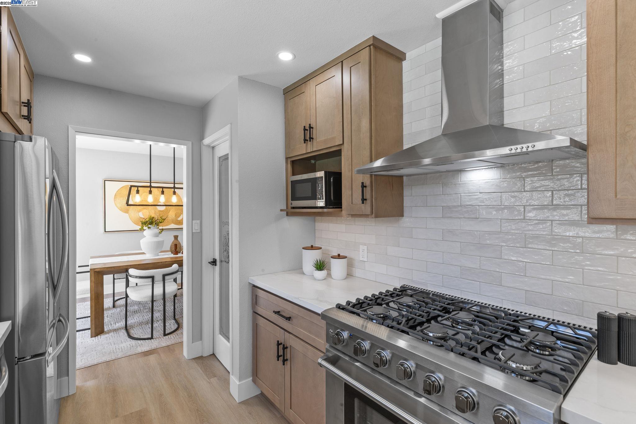 Detail Gallery Image 15 of 57 For 2531 Willowren Way, Pleasanton,  CA 94566 - 4 Beds | 2/1 Baths