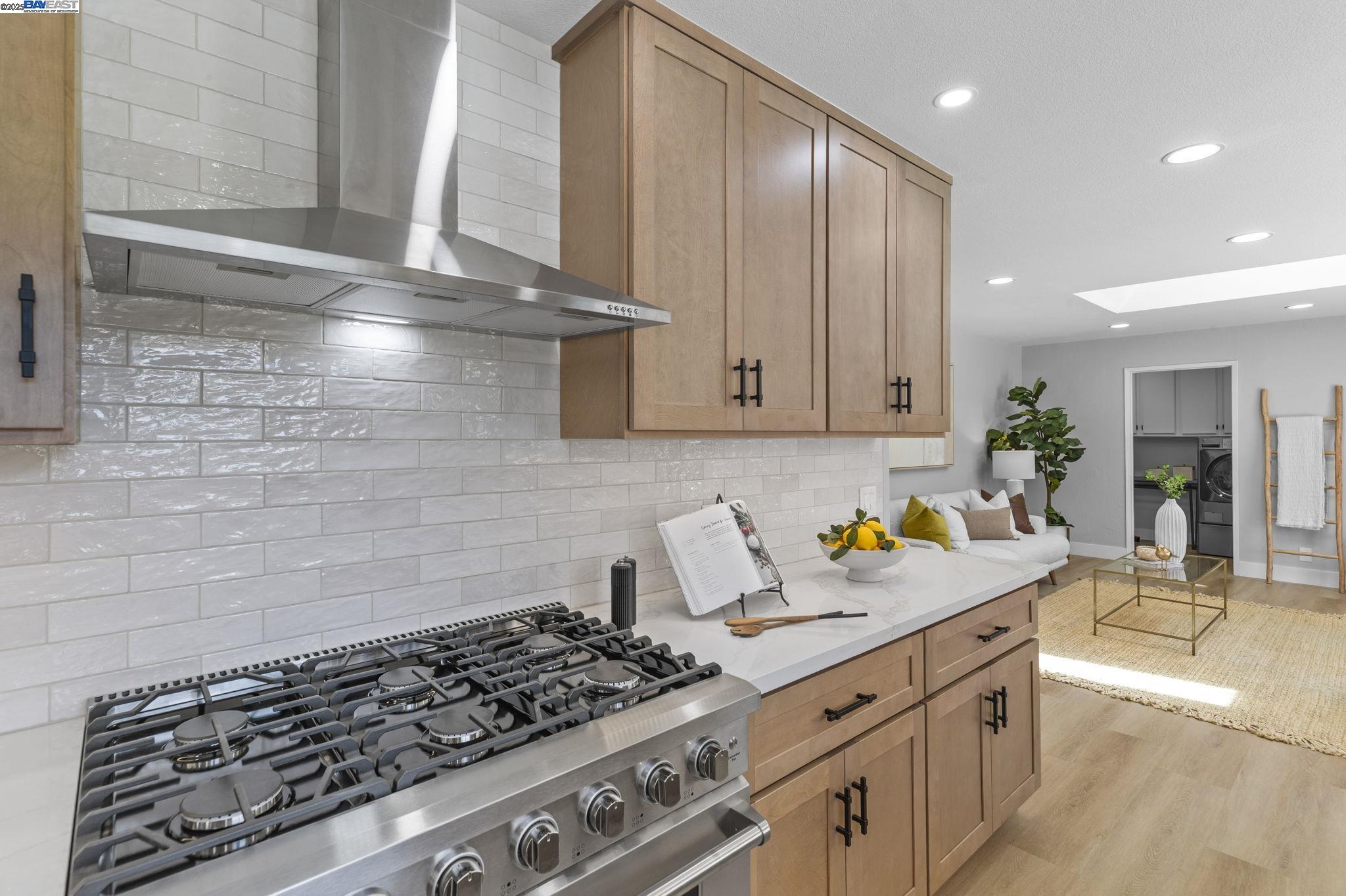 Detail Gallery Image 17 of 57 For 2531 Willowren Way, Pleasanton,  CA 94566 - 4 Beds | 2/1 Baths
