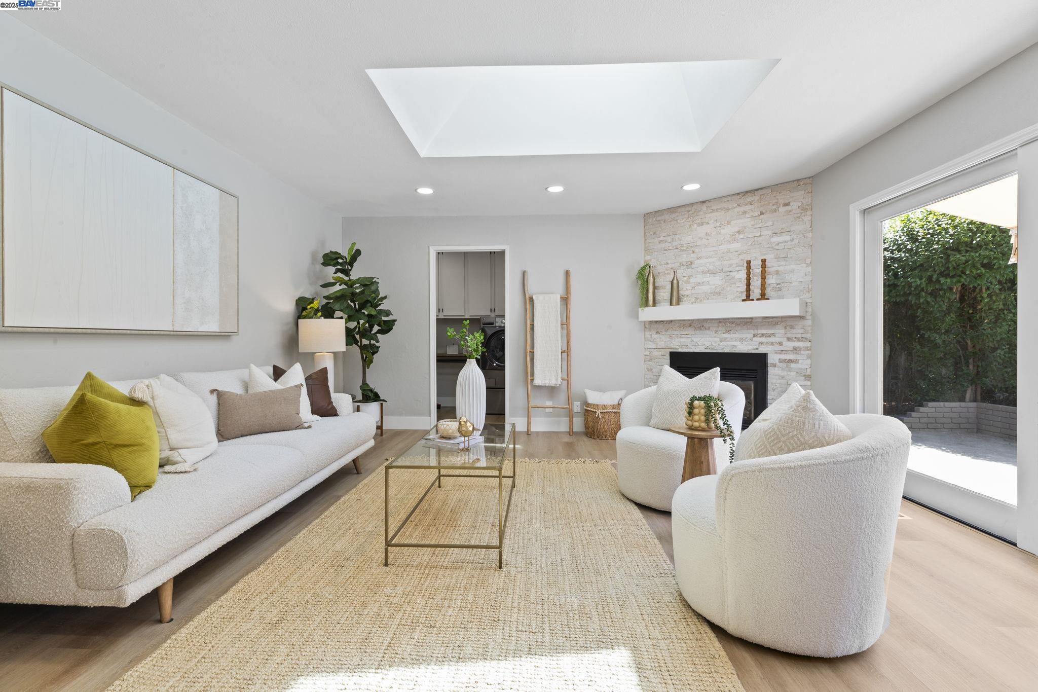 Detail Gallery Image 18 of 57 For 2531 Willowren Way, Pleasanton,  CA 94566 - 4 Beds | 2/1 Baths