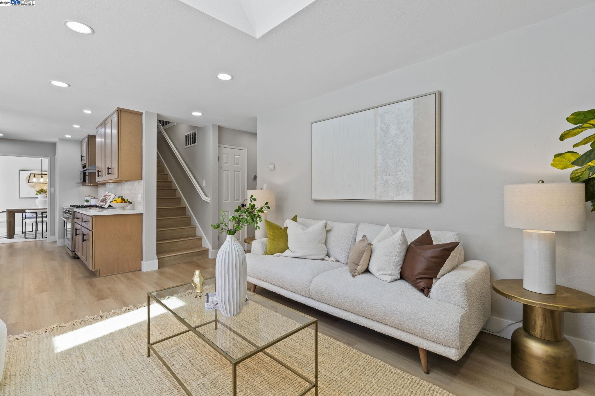 Detail Gallery Image 22 of 57 For 2531 Willowren Way, Pleasanton,  CA 94566 - 4 Beds | 2/1 Baths