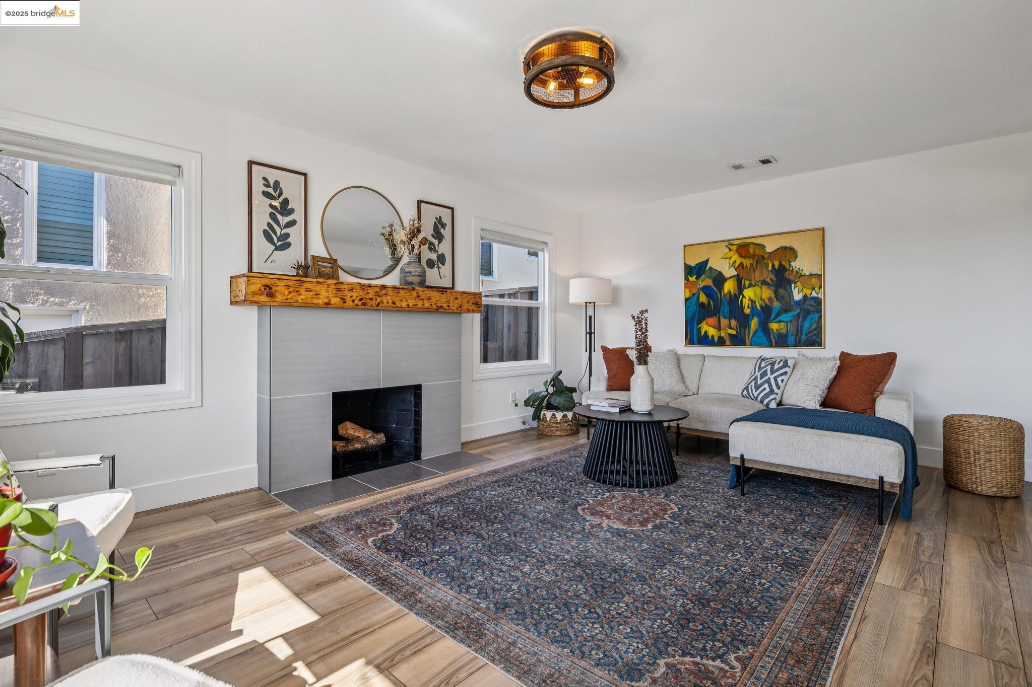 Detail Gallery Image 9 of 47 For 6238 Majestic Ave, Oakland,  CA 94605 - 2 Beds | 1 Baths