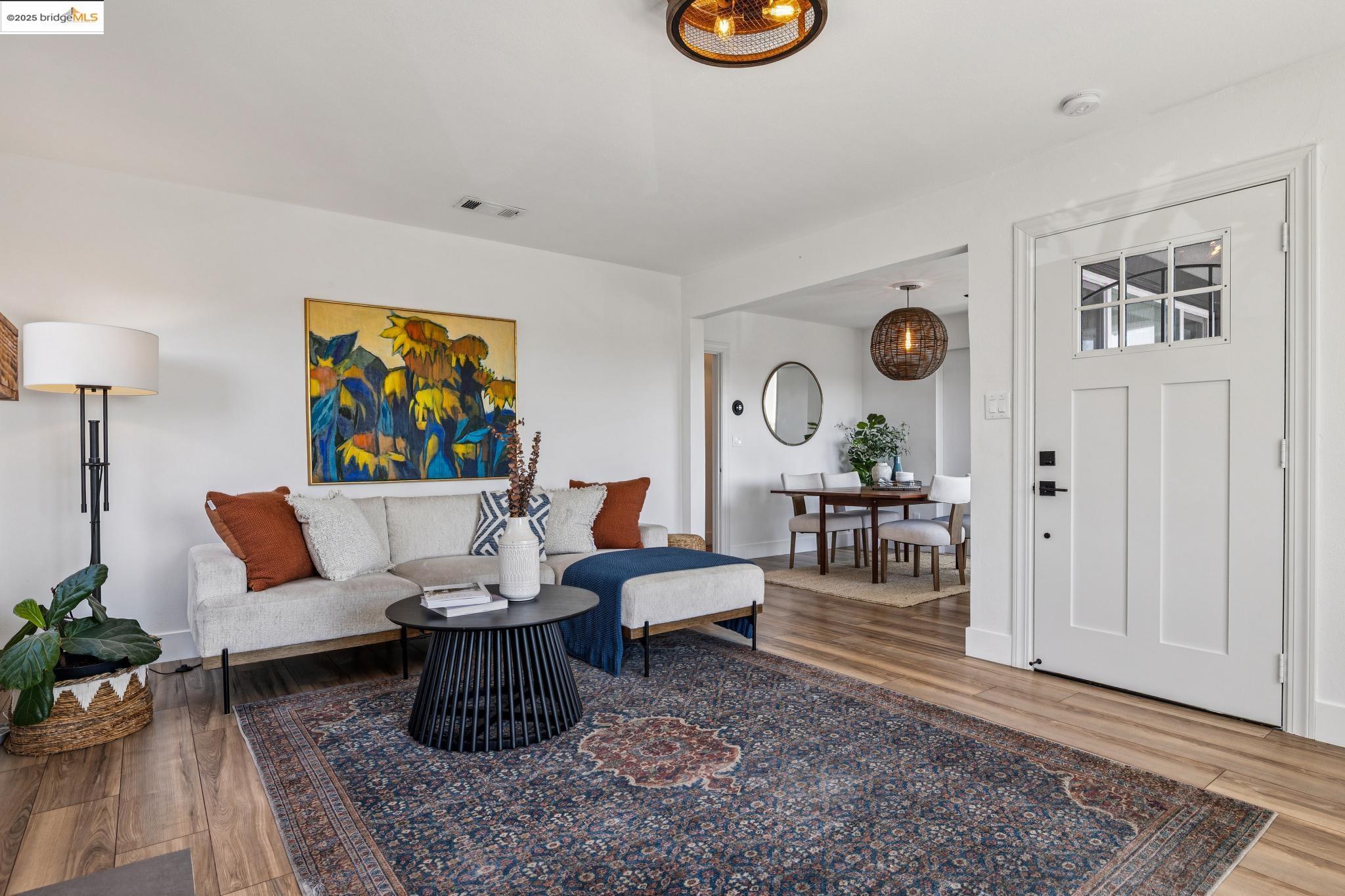 Detail Gallery Image 10 of 47 For 6238 Majestic Ave, Oakland,  CA 94605 - 2 Beds | 1 Baths