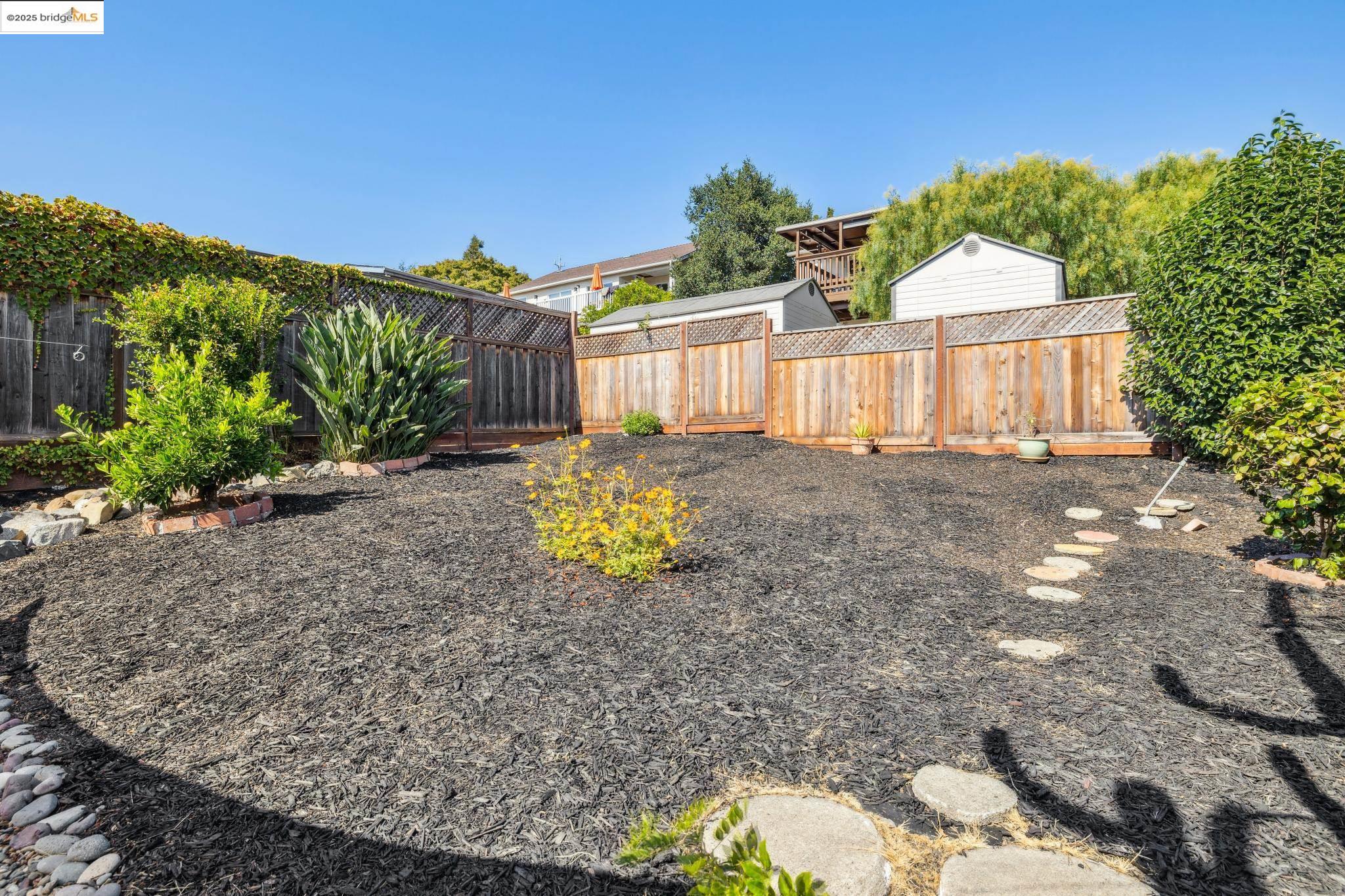 Detail Gallery Image 35 of 47 For 6238 Majestic Ave, Oakland,  CA 94605 - 2 Beds | 1 Baths