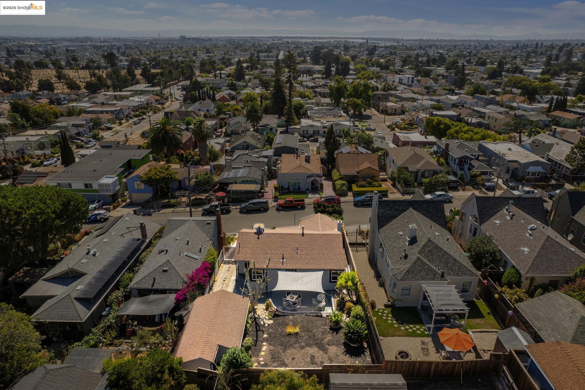 Detail Gallery Image 43 of 47 For 6238 Majestic Ave, Oakland,  CA 94605 - 2 Beds | 1 Baths