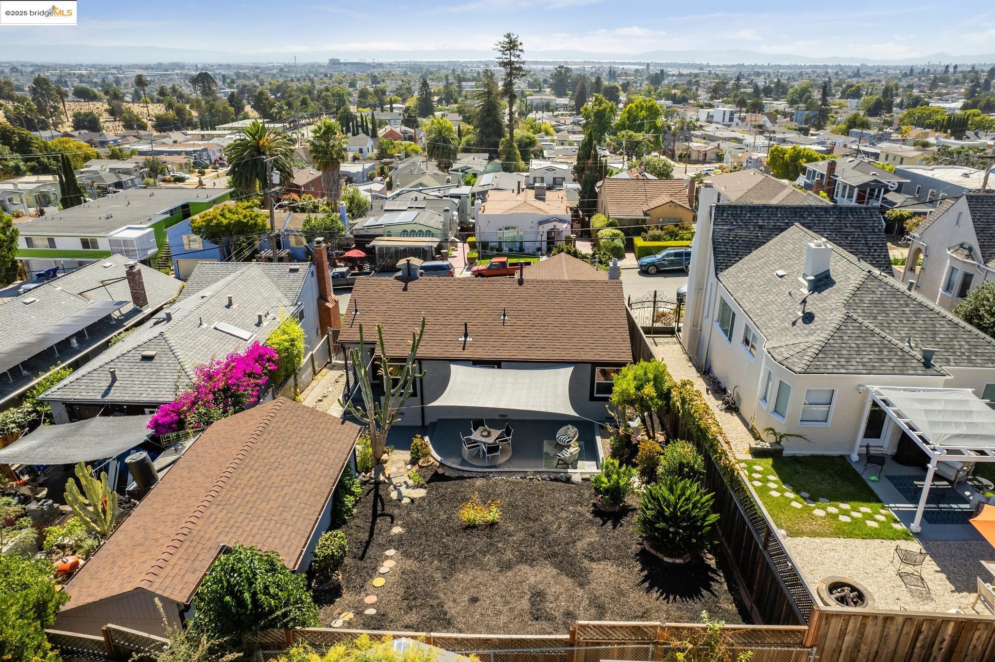 Detail Gallery Image 44 of 47 For 6238 Majestic Ave, Oakland,  CA 94605 - 2 Beds | 1 Baths