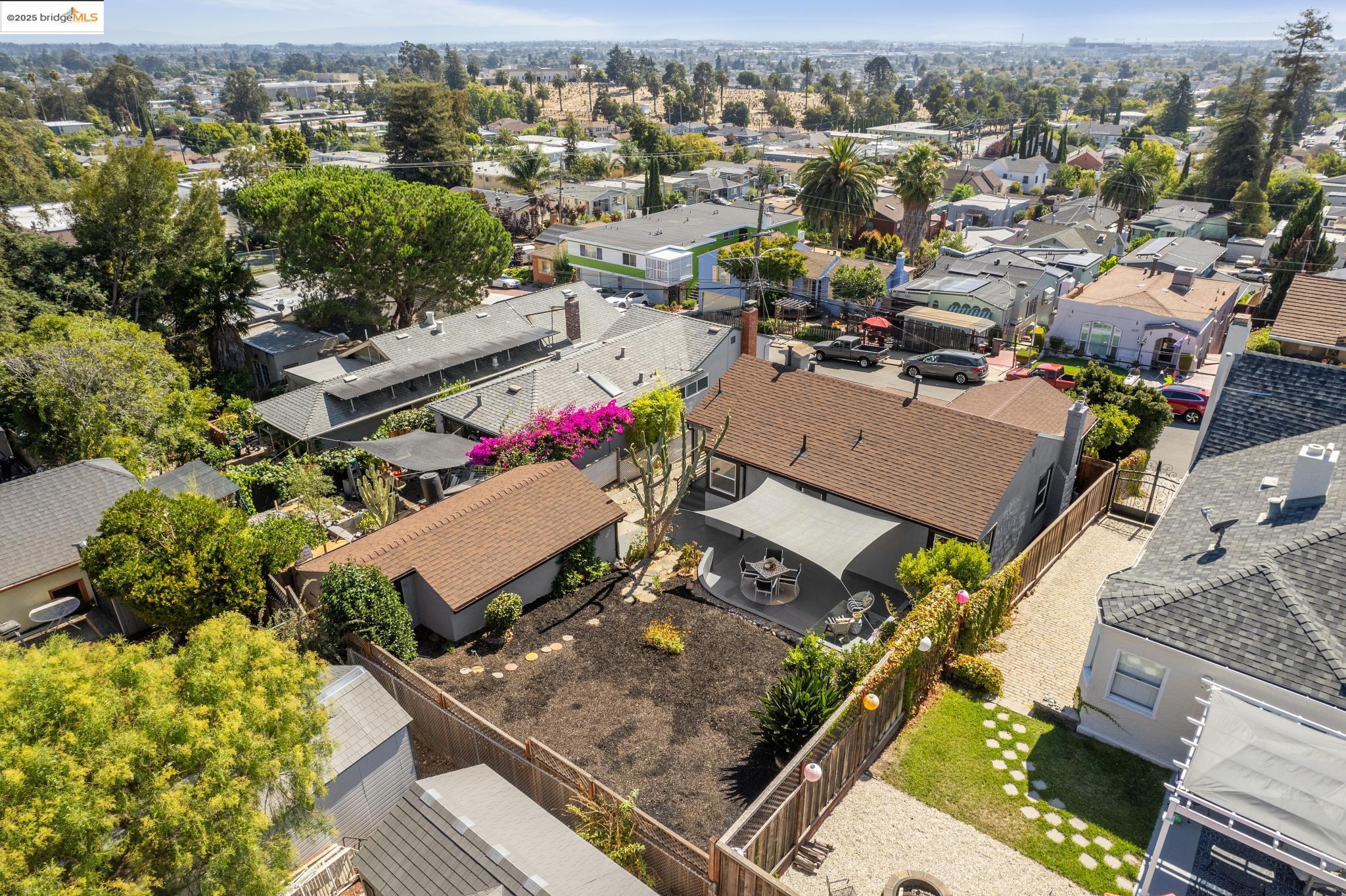 Detail Gallery Image 45 of 47 For 6238 Majestic Ave, Oakland,  CA 94605 - 2 Beds | 1 Baths