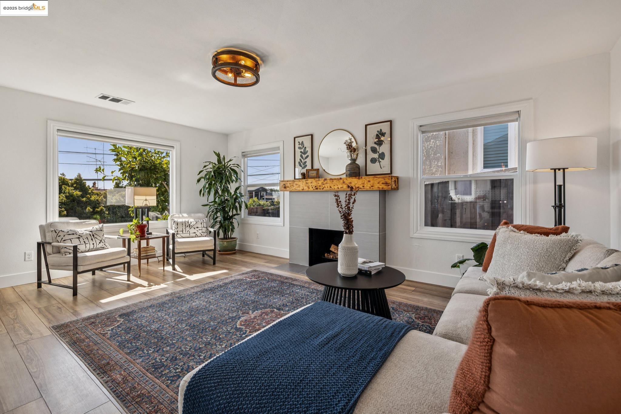 Detail Gallery Image 8 of 47 For 6238 Majestic Ave, Oakland,  CA 94605 - 2 Beds | 1 Baths