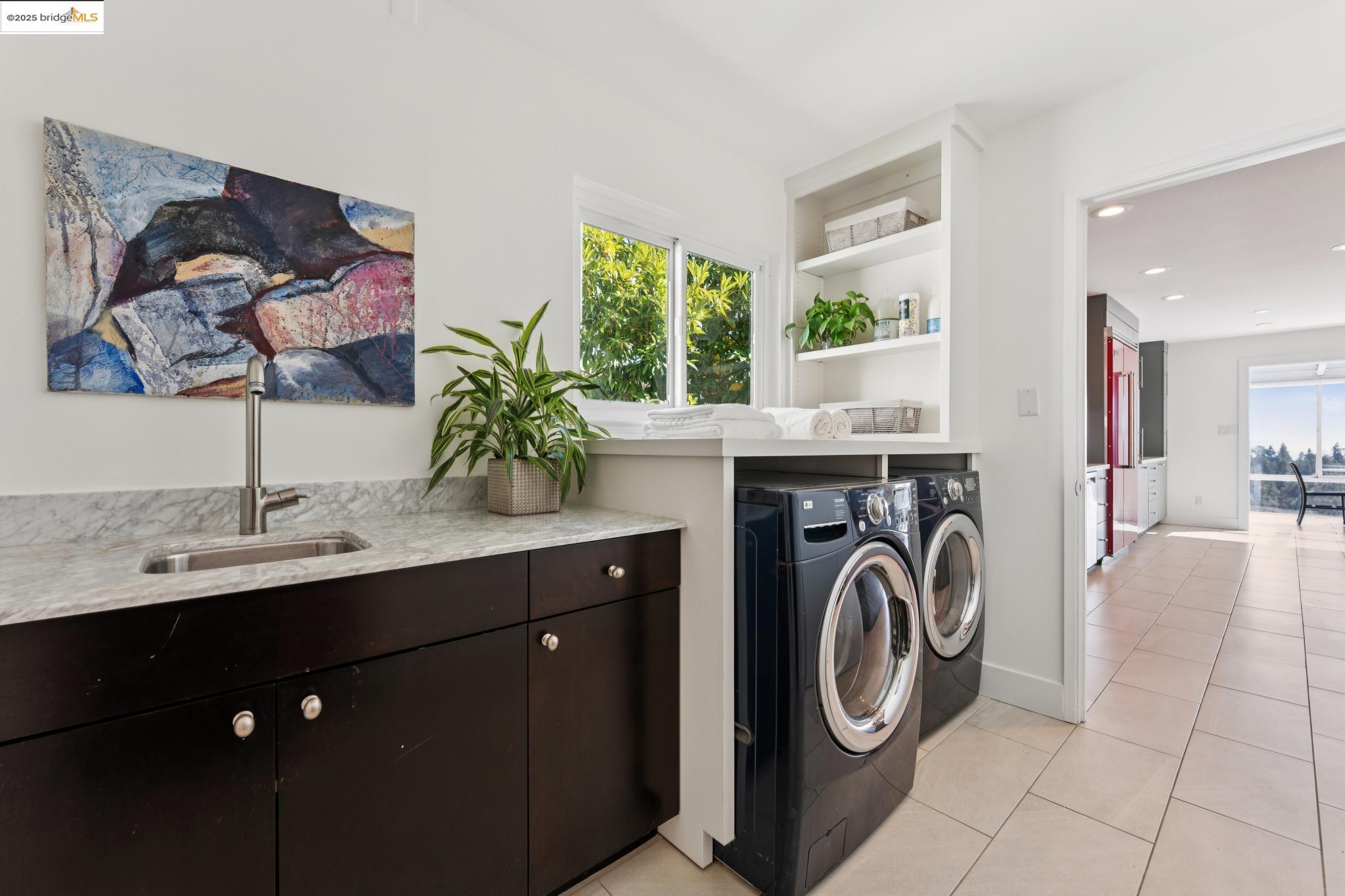 Detail Gallery Image 21 of 58 For 5958 Colton Blvd., Oakland,  CA 94611 - 3 Beds | 2/1 Baths