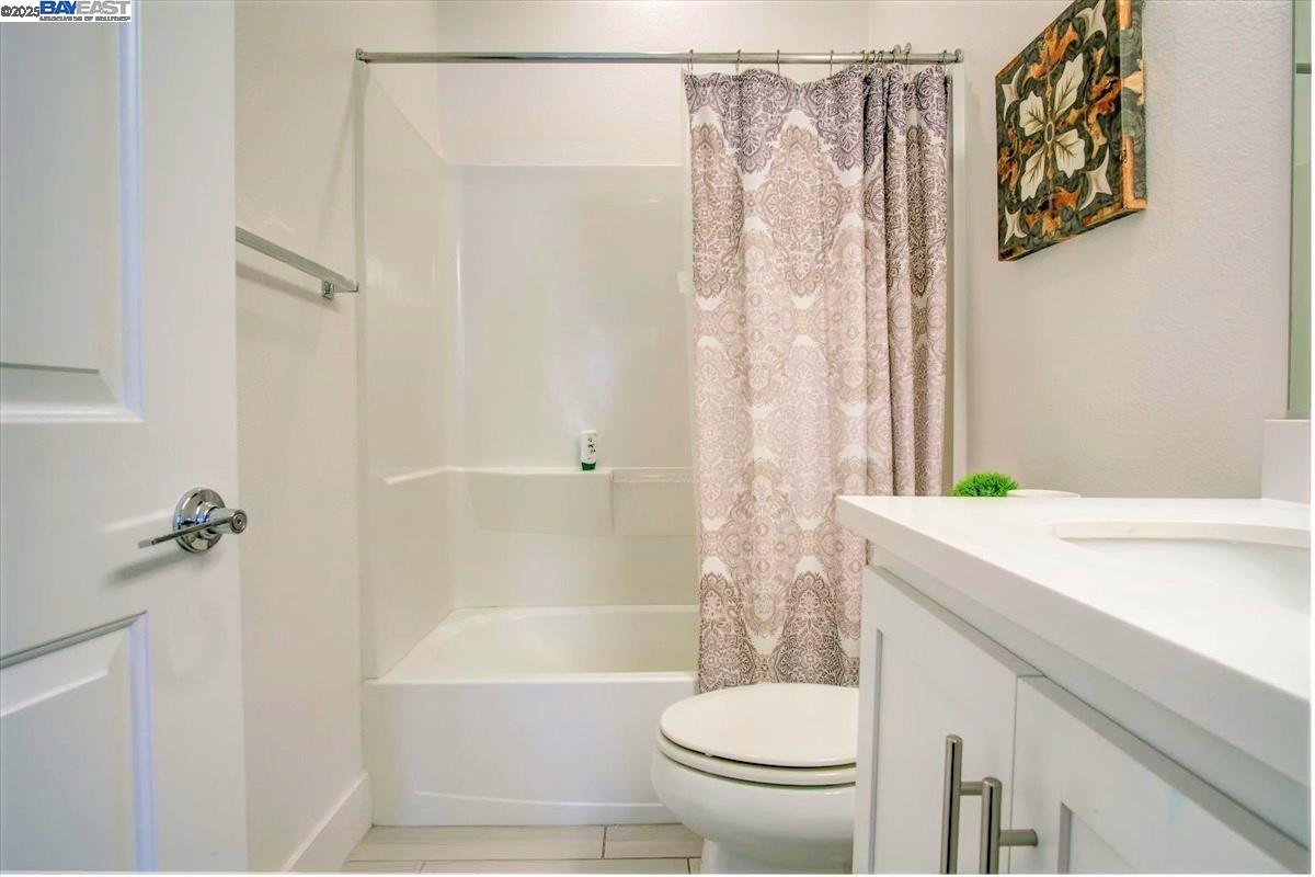 Detail Gallery Image 24 of 35 For 29322 Hub Ln, Hayward,  CA 94544 - 3 Beds | 3/1 Baths