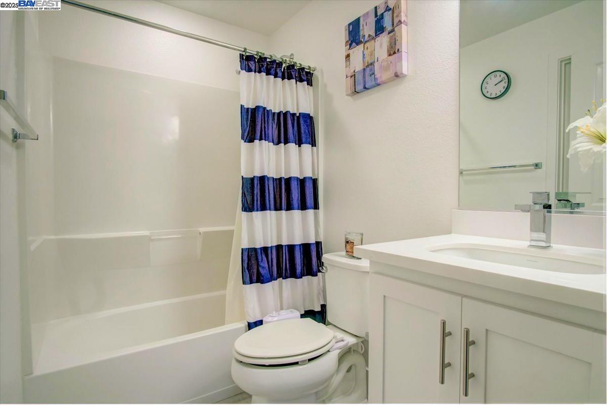Detail Gallery Image 28 of 35 For 29322 Hub Ln, Hayward,  CA 94544 - 3 Beds | 3/1 Baths