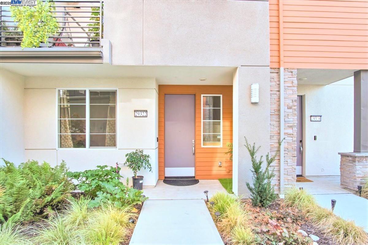 Detail Gallery Image 31 of 35 For 29322 Hub Ln, Hayward,  CA 94544 - 3 Beds | 3/1 Baths