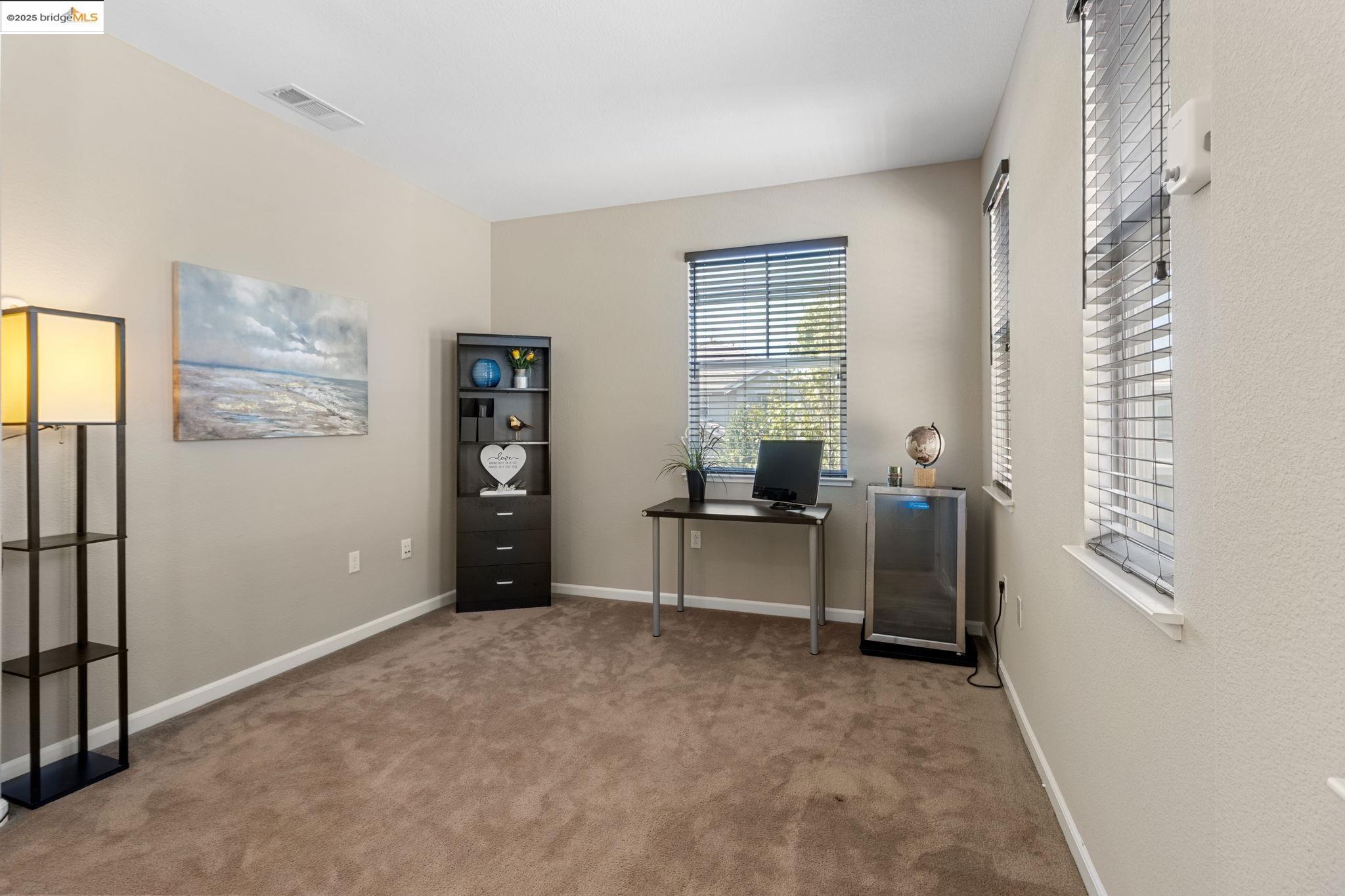 Detail Gallery Image 20 of 52 For 2218 Toscana Dr, Pittsburg,  CA 94565 - 5 Beds | 3 Baths
