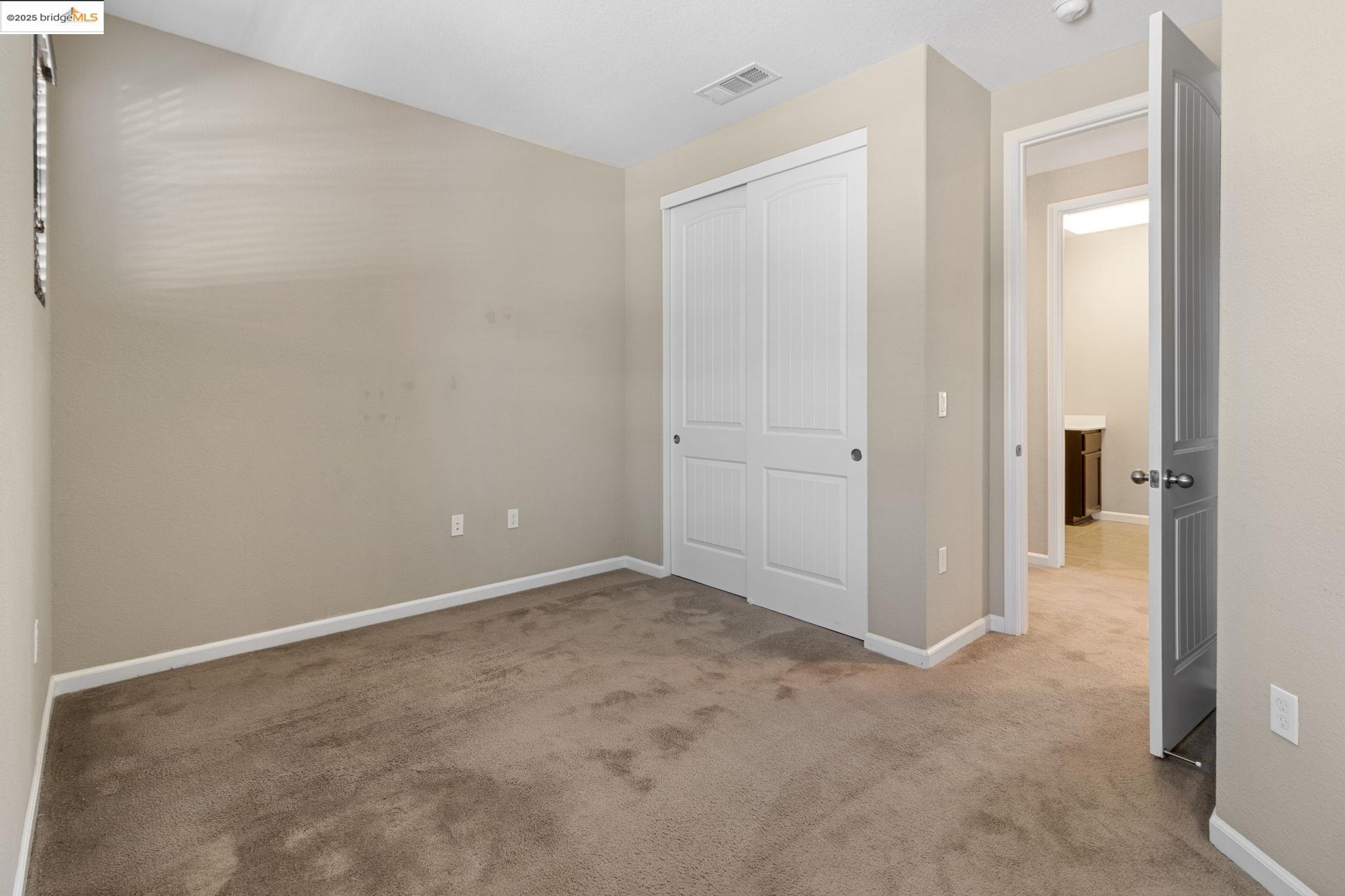 Detail Gallery Image 26 of 52 For 2218 Toscana Dr, Pittsburg,  CA 94565 - 5 Beds | 3 Baths