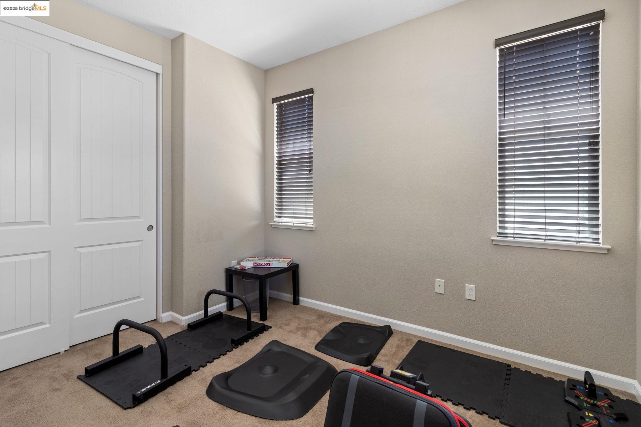Detail Gallery Image 30 of 52 For 2218 Toscana Dr, Pittsburg,  CA 94565 - 5 Beds | 3 Baths