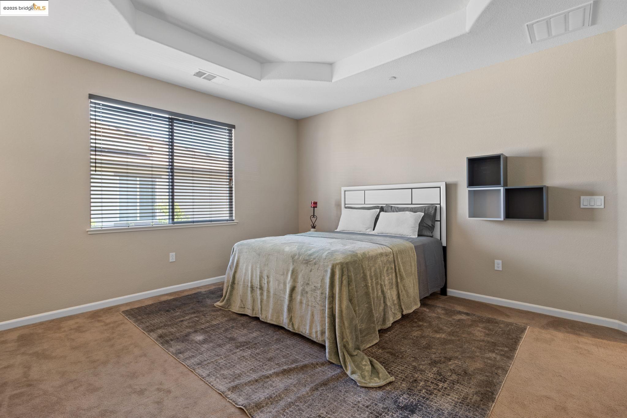 Detail Gallery Image 40 of 52 For 2218 Toscana Dr, Pittsburg,  CA 94565 - 5 Beds | 3 Baths