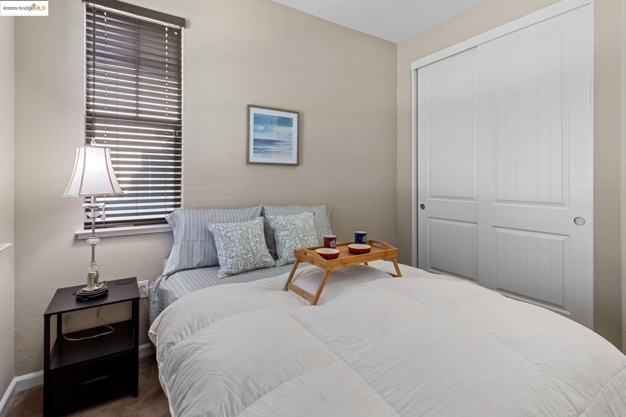 Detail Gallery Image 7 of 52 For 2218 Toscana Dr, Pittsburg,  CA 94565 - 5 Beds | 3 Baths