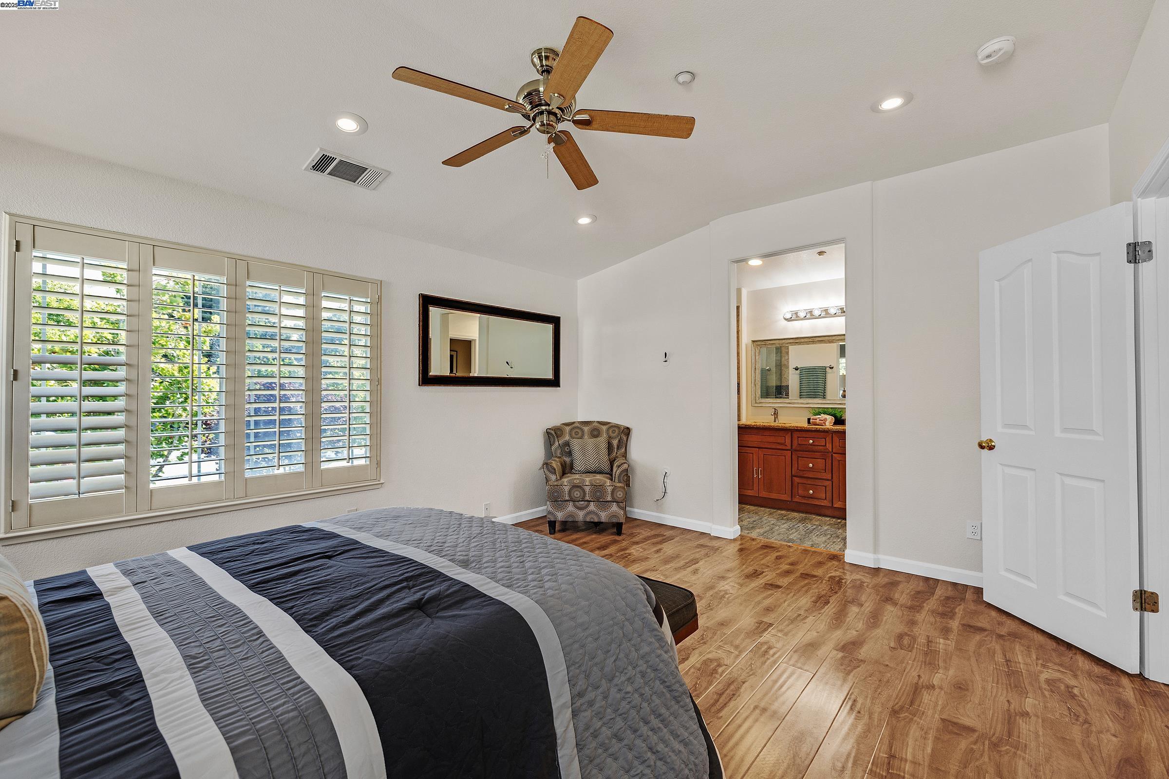 Detail Gallery Image 16 of 35 For 100 Arroyo Ct, Union City,  CA 94587 - 3 Beds | 2/1 Baths