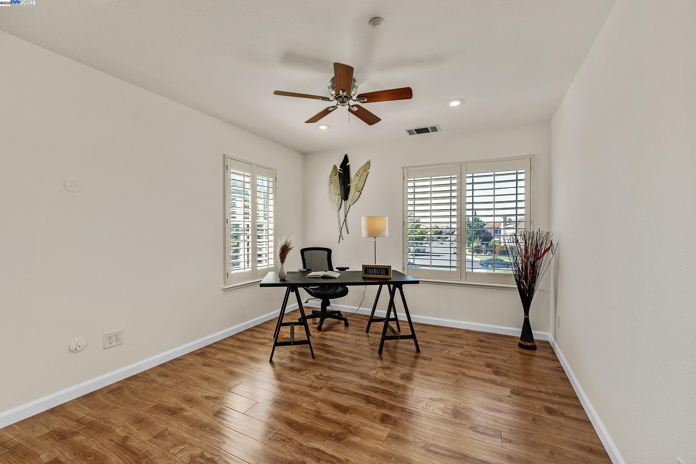 Detail Gallery Image 22 of 35 For 100 Arroyo Ct, Union City,  CA 94587 - 3 Beds | 2/1 Baths