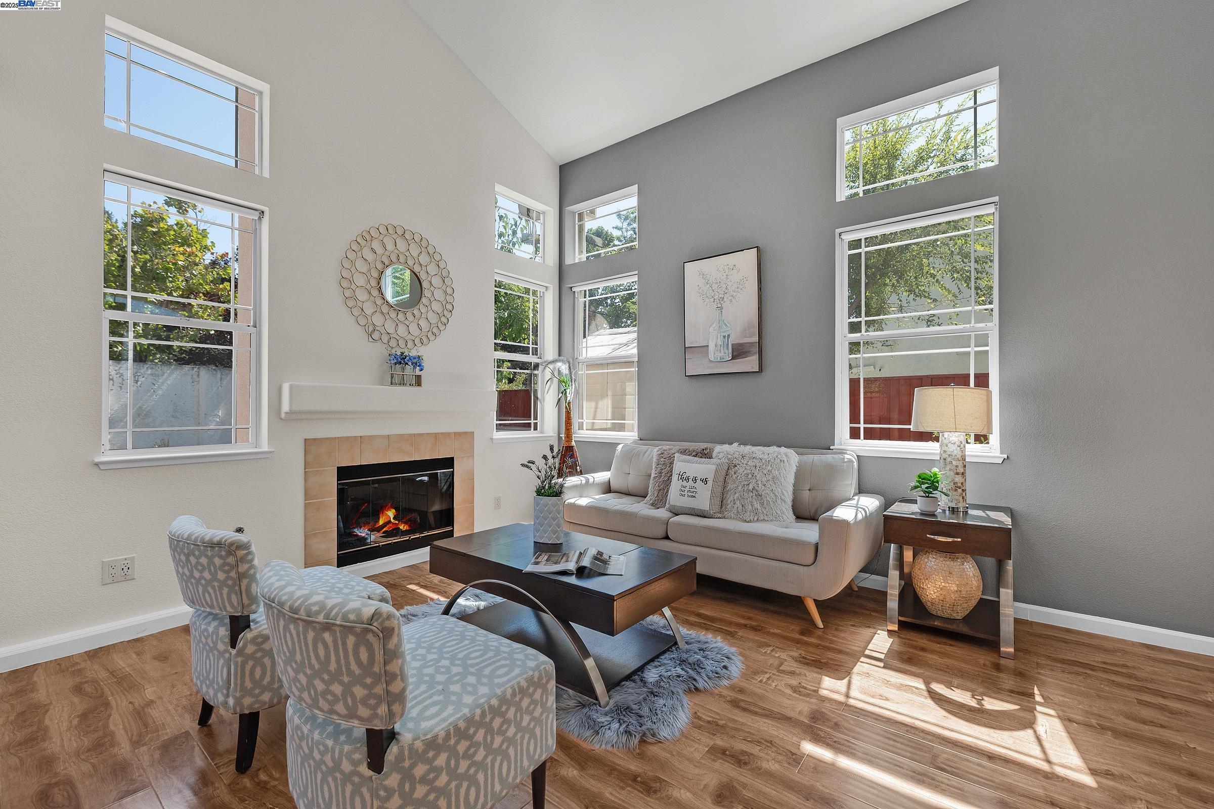 Detail Gallery Image 5 of 35 For 100 Arroyo Ct, Union City,  CA 94587 - 3 Beds | 2/1 Baths