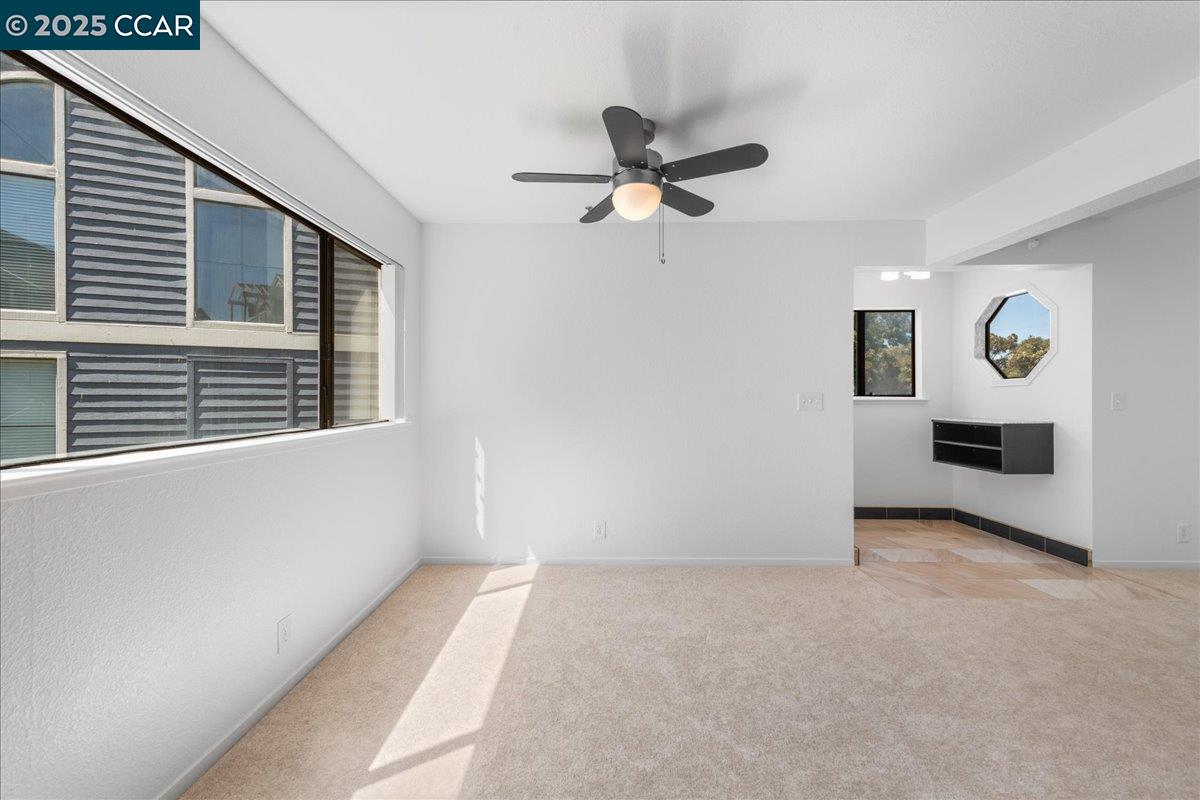 Detail Gallery Image 17 of 36 For 219 Sea Crest Cir, Vallejo,  CA 94590 - 2 Beds | 2/1 Baths