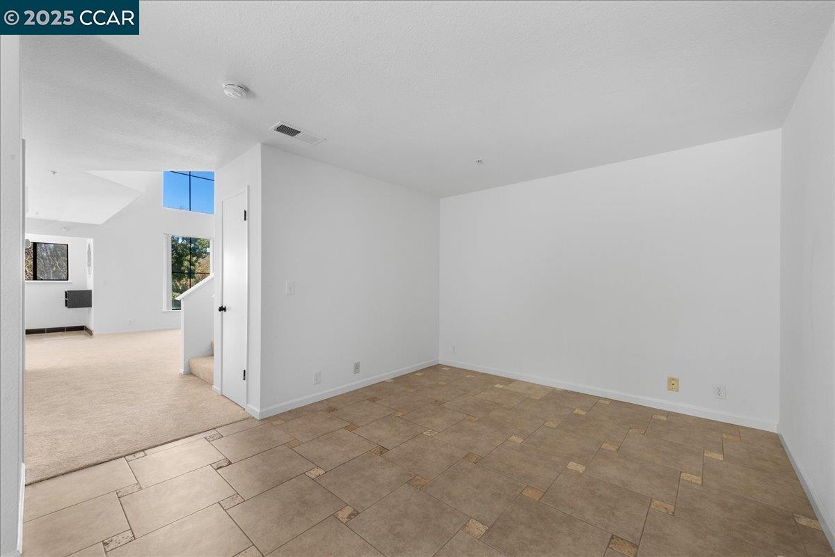 Detail Gallery Image 23 of 36 For 219 Sea Crest Cir, Vallejo,  CA 94590 - 2 Beds | 2/1 Baths