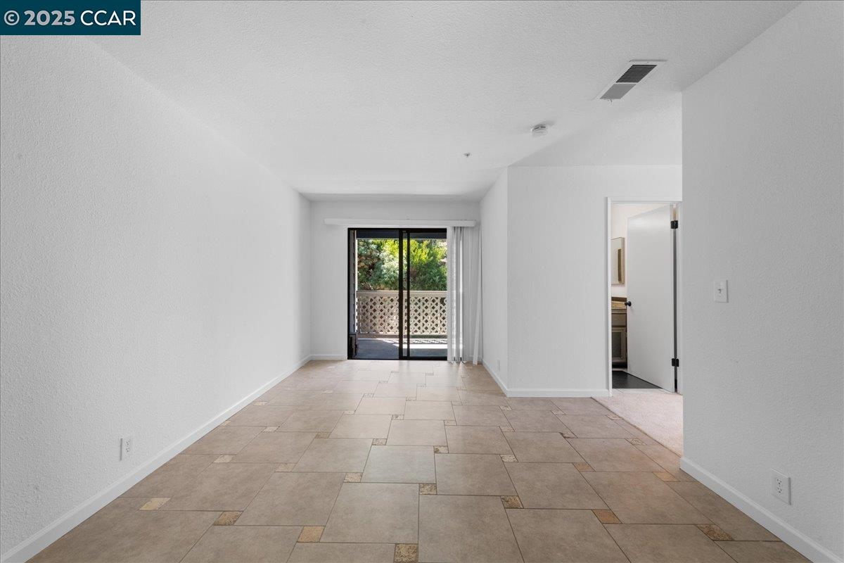 Detail Gallery Image 25 of 36 For 219 Sea Crest Cir, Vallejo,  CA 94590 - 2 Beds | 2/1 Baths