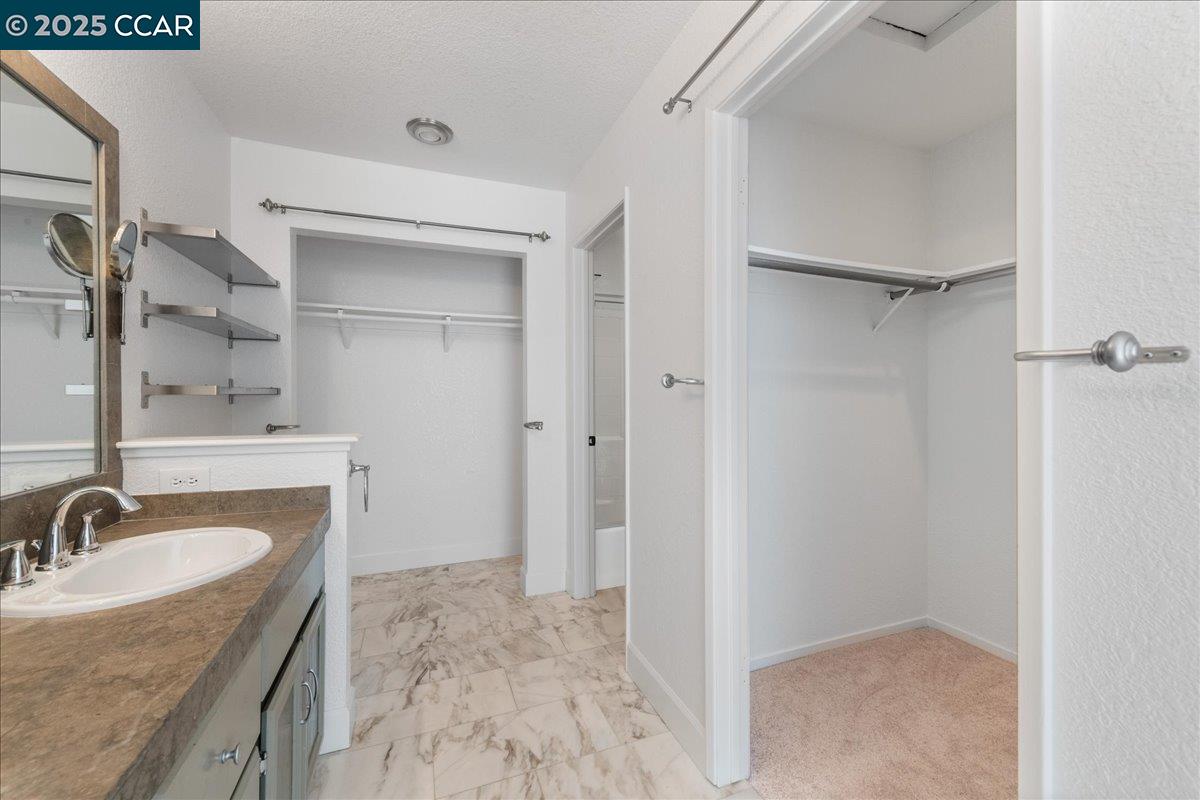 Detail Gallery Image 33 of 36 For 219 Sea Crest Cir, Vallejo,  CA 94590 - 2 Beds | 2/1 Baths