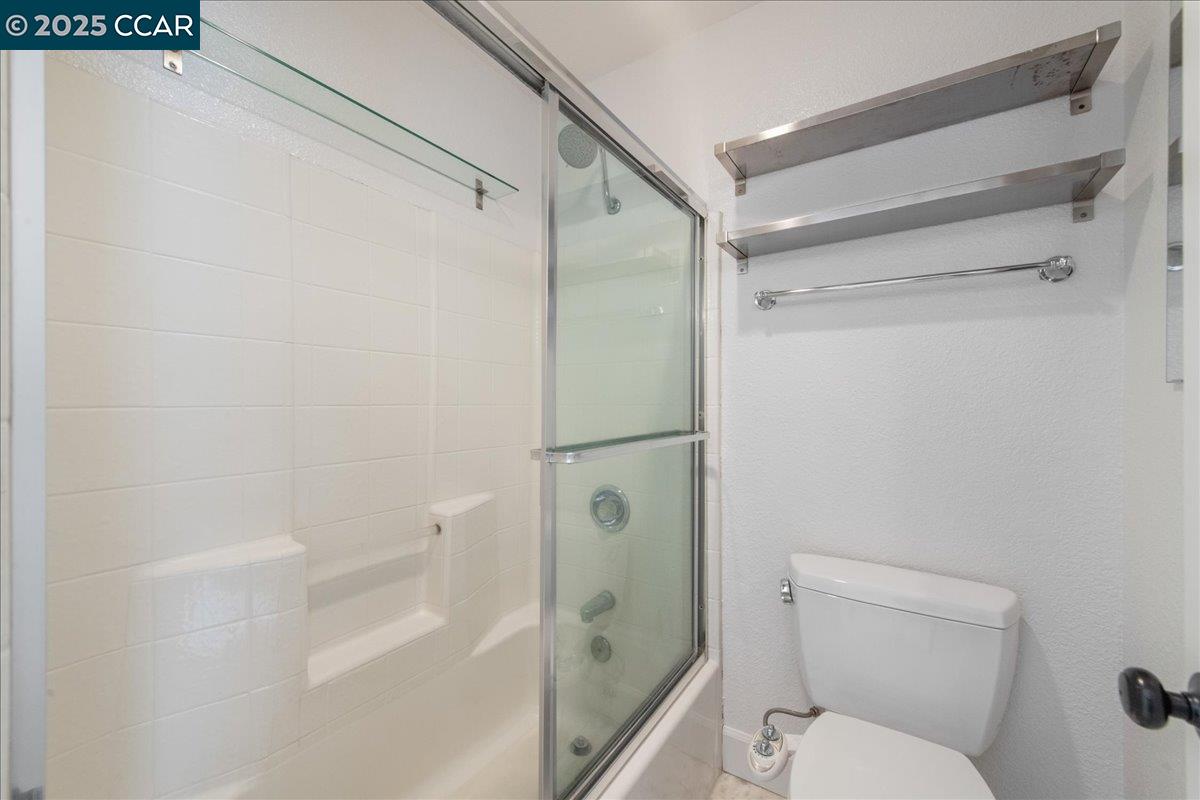 Detail Gallery Image 34 of 36 For 219 Sea Crest Cir, Vallejo,  CA 94590 - 2 Beds | 2/1 Baths