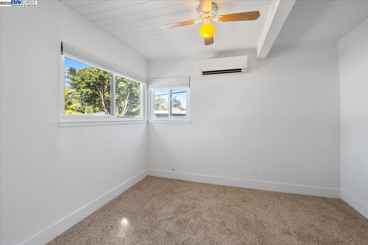 Detail Gallery Image 27 of 51 For 2082 Overhill Rd, Concord,  CA 94520 - 4 Beds | 2 Baths