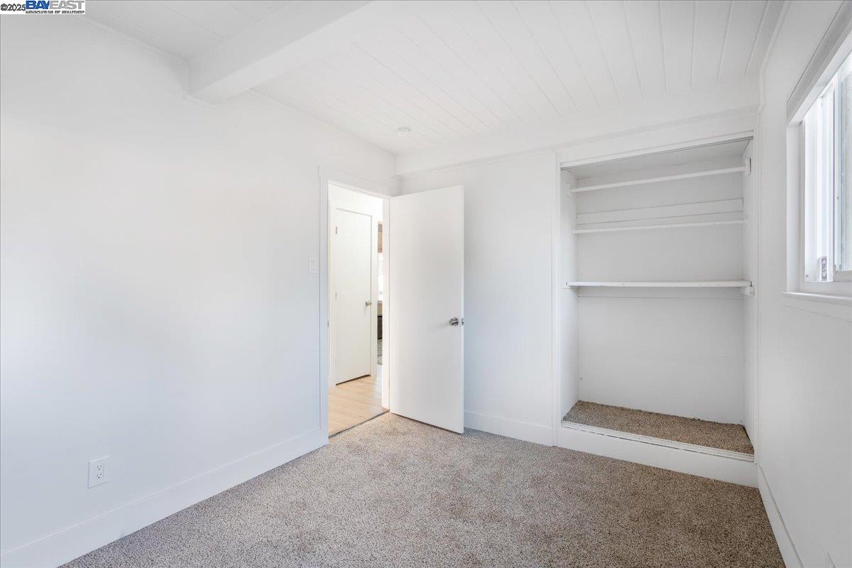 Detail Gallery Image 33 of 51 For 2082 Overhill Rd, Concord,  CA 94520 - 4 Beds | 2 Baths