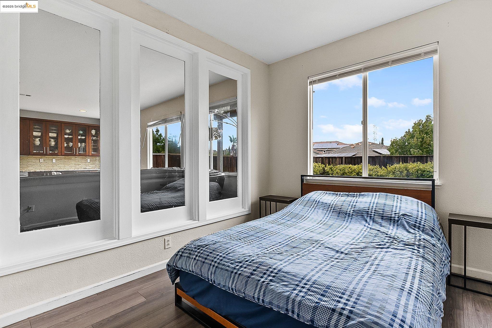 Detail Gallery Image 11 of 44 For 2393 Fieldgate Dr, Pittsburg,  CA 94565 - 4 Beds | 3 Baths
