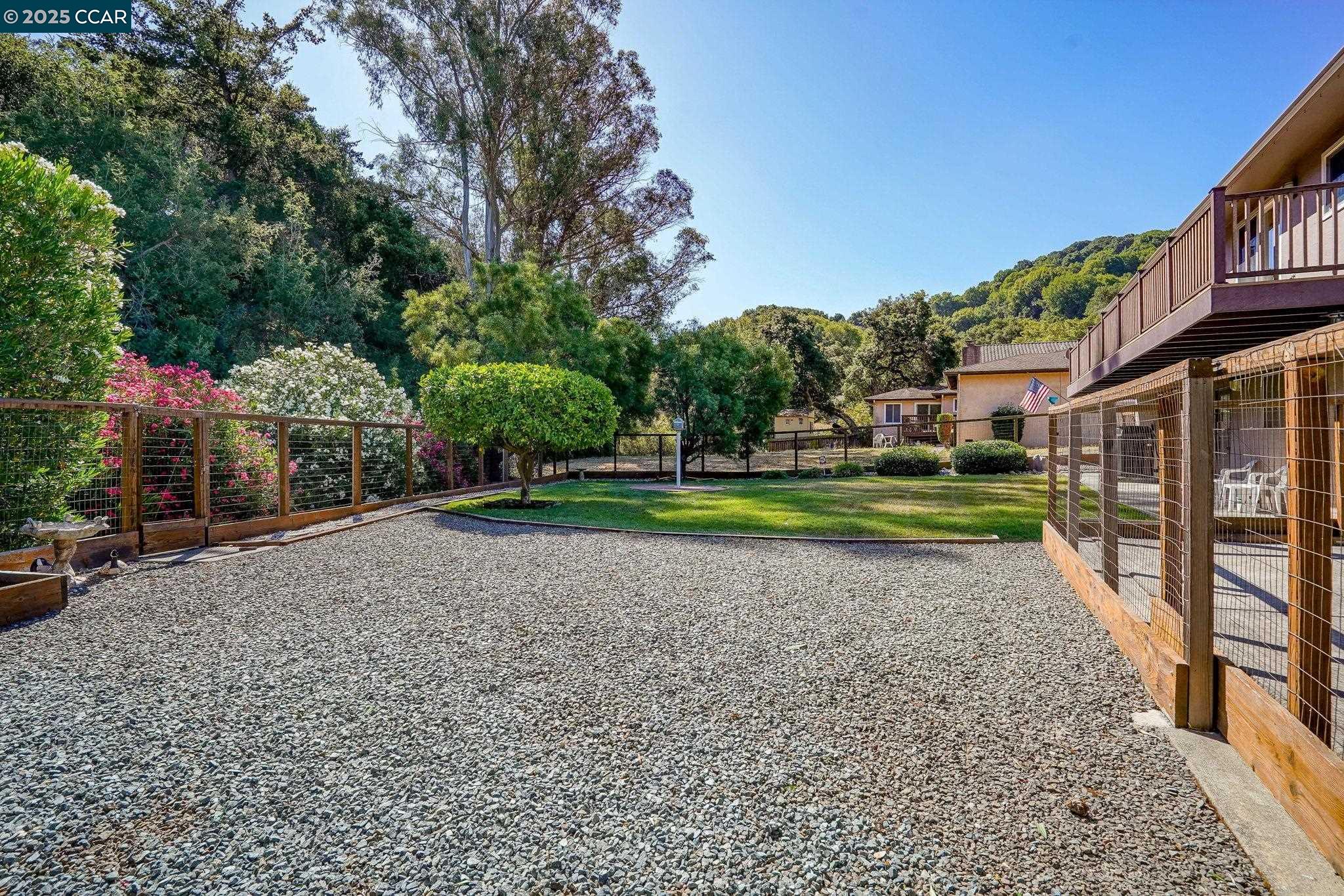 Detail Gallery Image 22 of 33 For 6401 Tri Ln, El Sobrante,  CA 94803 - 3 Beds | 2 Baths