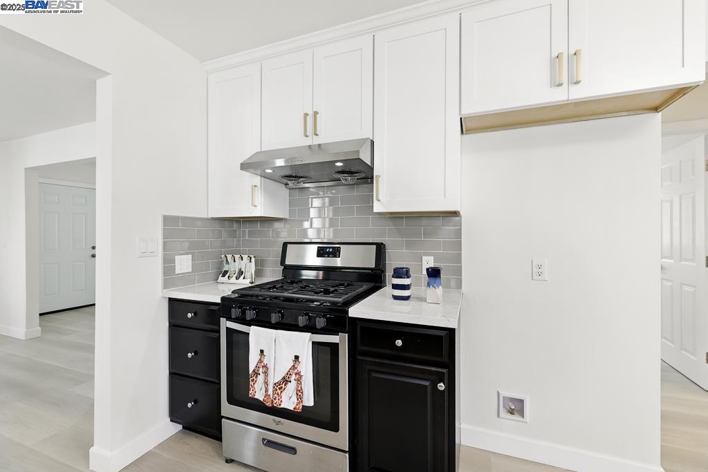 Detail Gallery Image 14 of 57 For 1739 E 22nd St, Oakland,  CA 94606 - 5 Beds | 2 Baths
