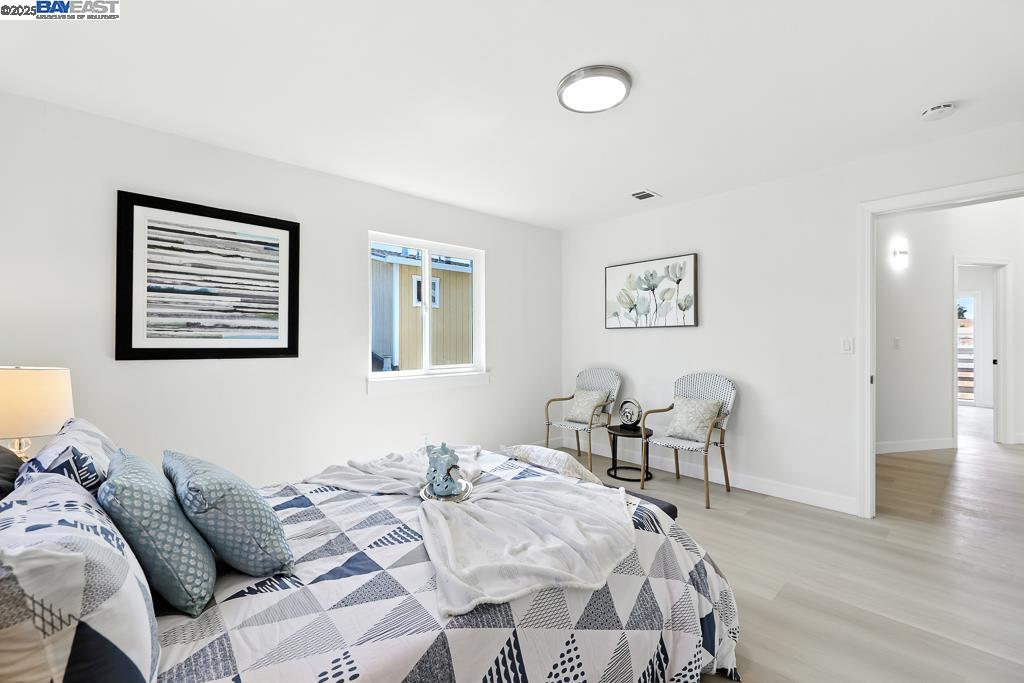 Detail Gallery Image 38 of 57 For 1739 E 22nd St, Oakland,  CA 94606 - 5 Beds | 2 Baths
