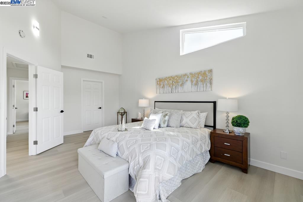 Detail Gallery Image 41 of 57 For 1739 E 22nd St, Oakland,  CA 94606 - 5 Beds | 2 Baths