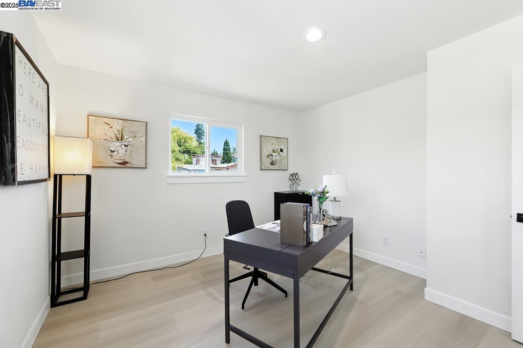 Detail Gallery Image 44 of 57 For 1739 E 22nd St, Oakland,  CA 94606 - 5 Beds | 2 Baths