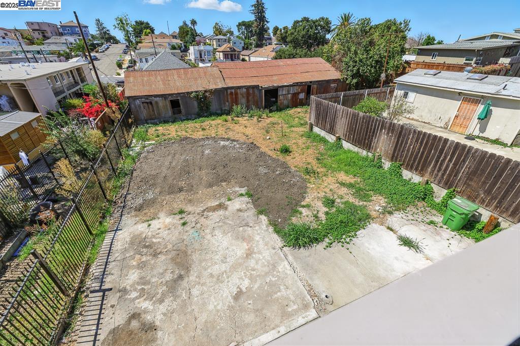Detail Gallery Image 1 of 3 For 1736 E 21st St, Oakland,  CA 94606 - – Beds | – Baths